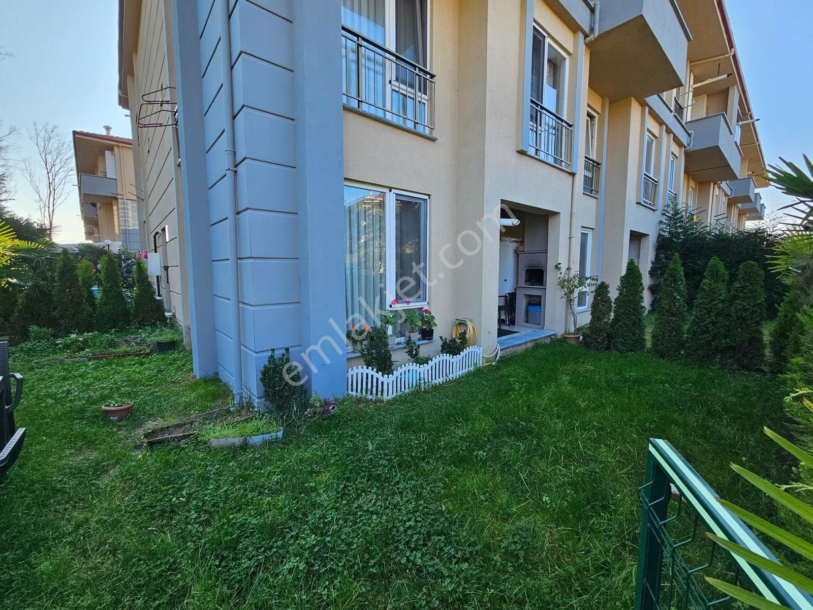 Deniz'den 2+1 Geniş Köşe Bahçeli , Havuzlu Sitede Dubleks - Görsel 23