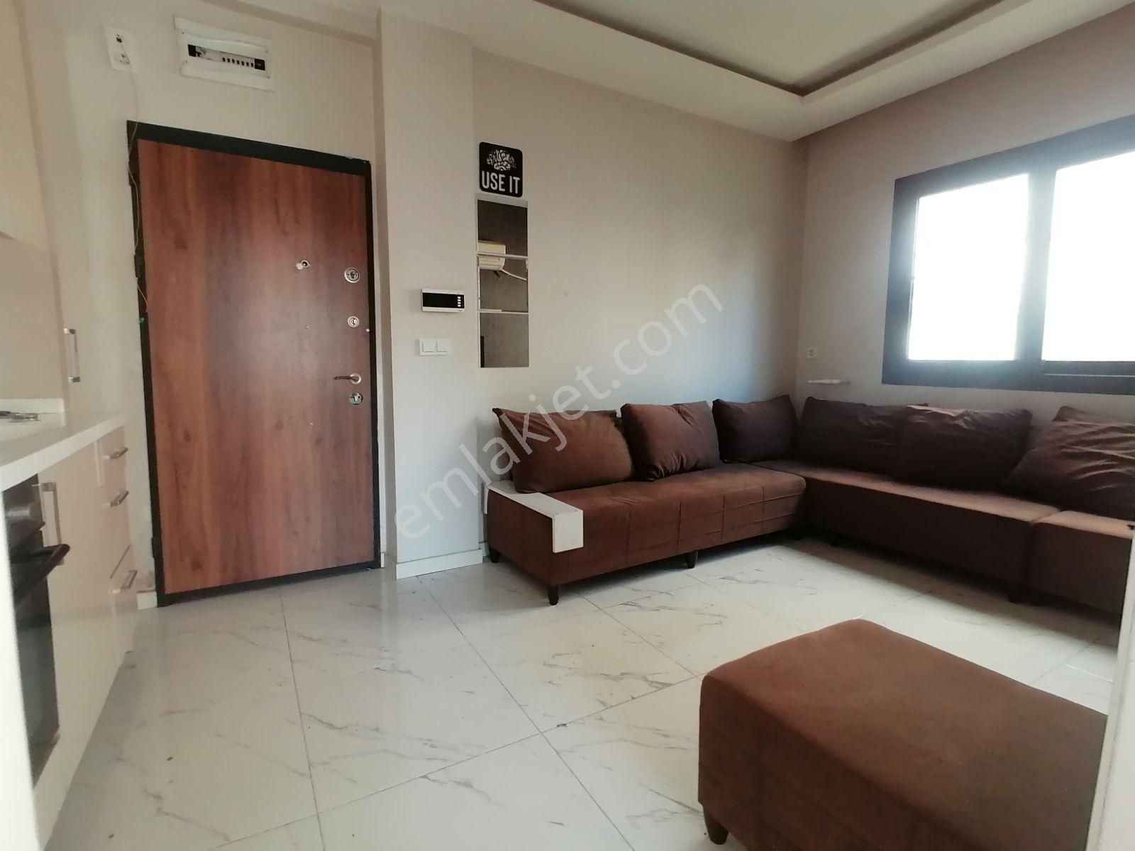 T. Özalda Yeni Binada Full Eşyalı Güney Cephe 1+1 Daire - Görsel 13