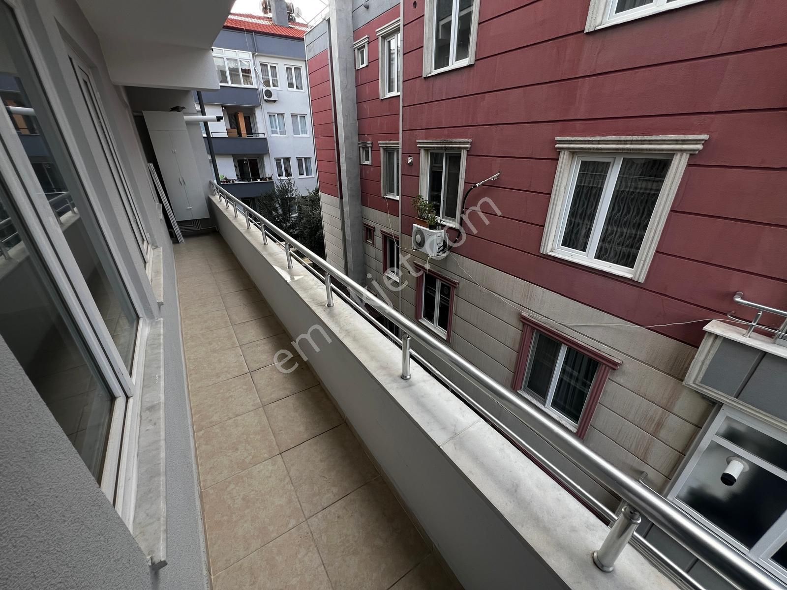 Yiğit'ten İkizçayda 2+1 Doğalgaz Kombili Ön Cephe Arakat Daire - Görsel 19