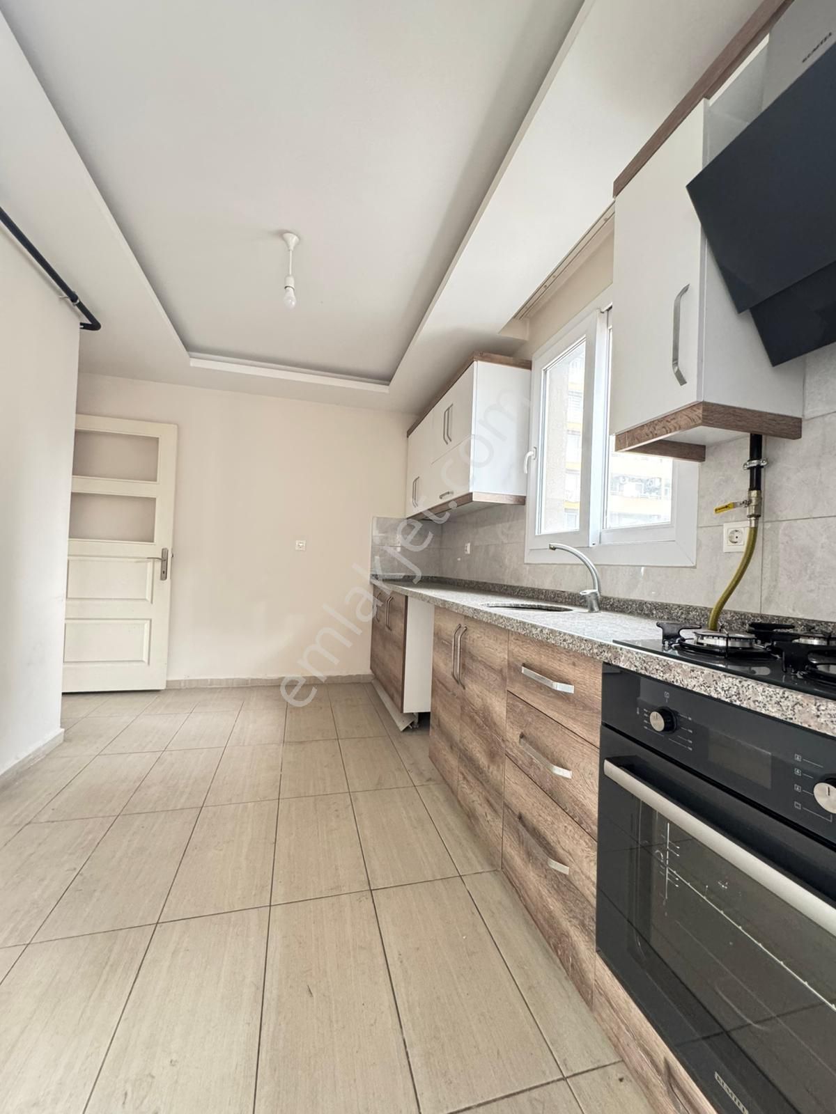 Adana Seyhanda Telliderede Fırsat Kiralık Daire Yıllık Olarak Verileçektir - Görsel 9