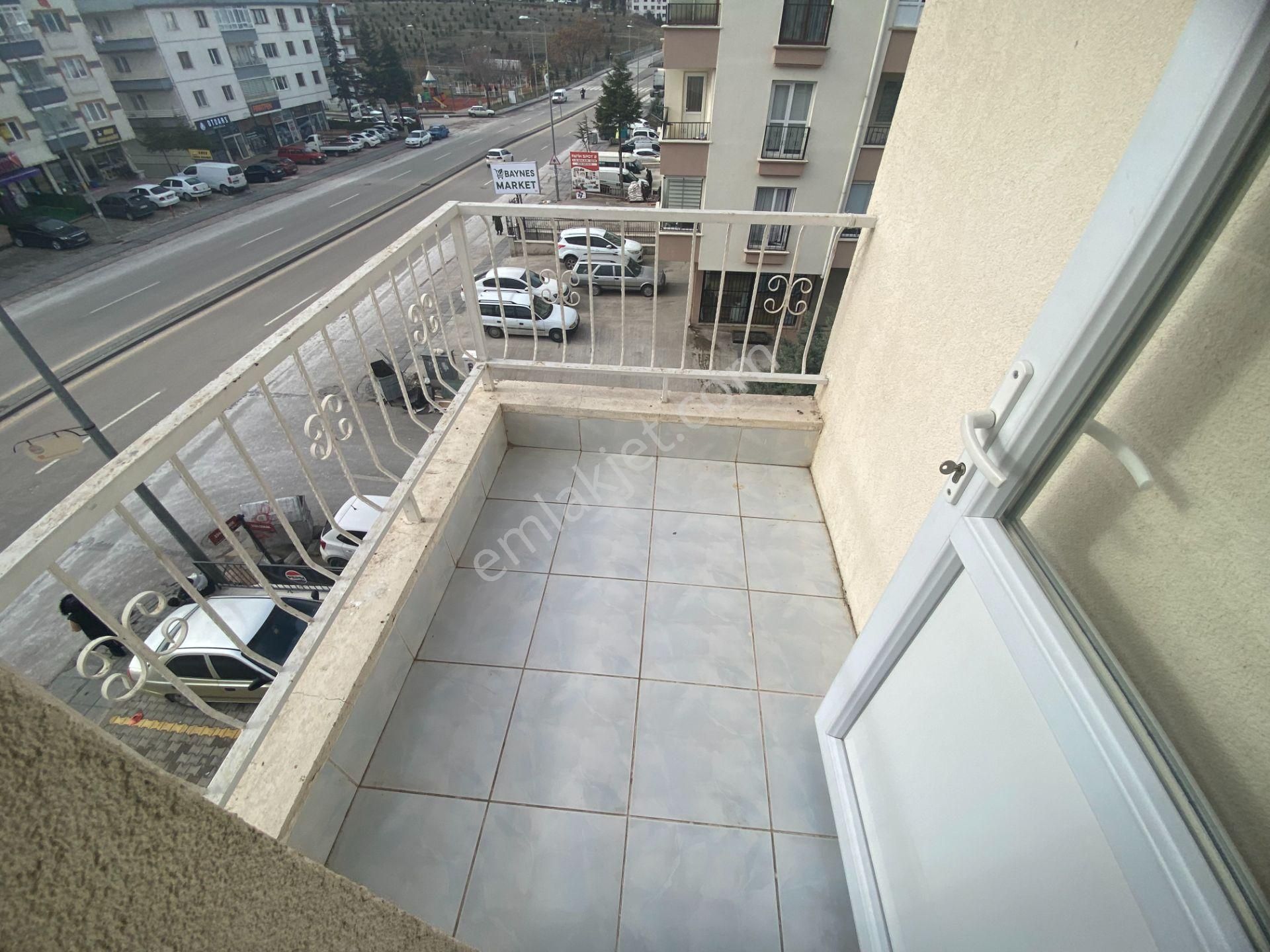 Etimesgut Elvan Mah Kiralık 3+1 Köşe Başı 130 M2 Arakat Daire - Görsel 30