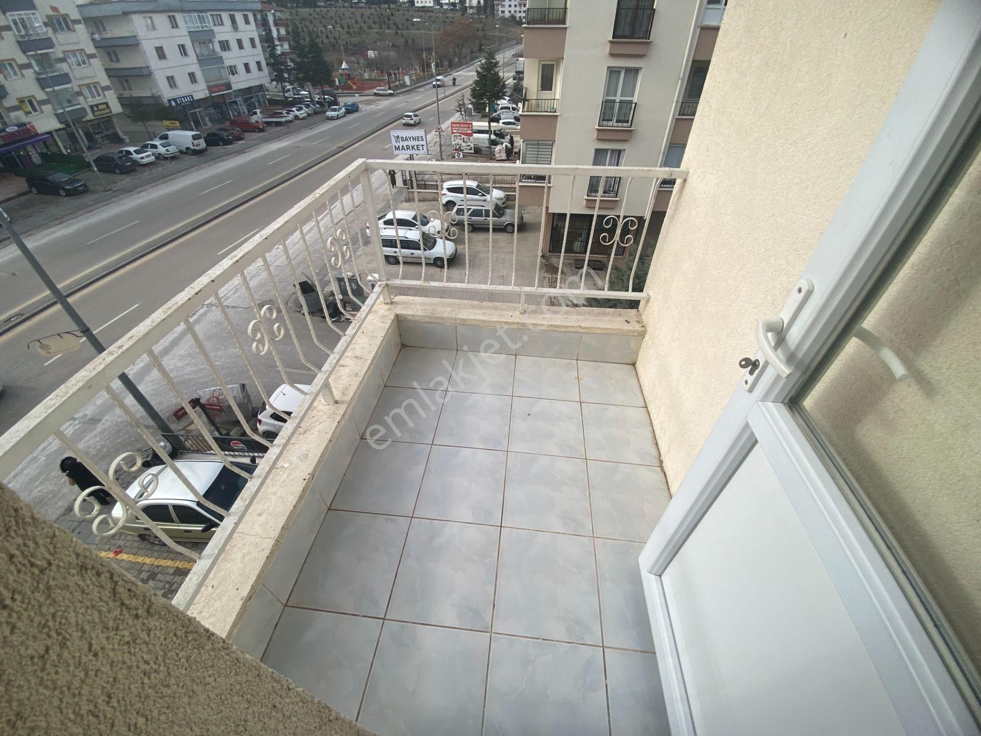 Etimesgut Elvan Mah Kiralık 3+1 Köşe Başı 130 M2 Arakat Daire - Görsel 33