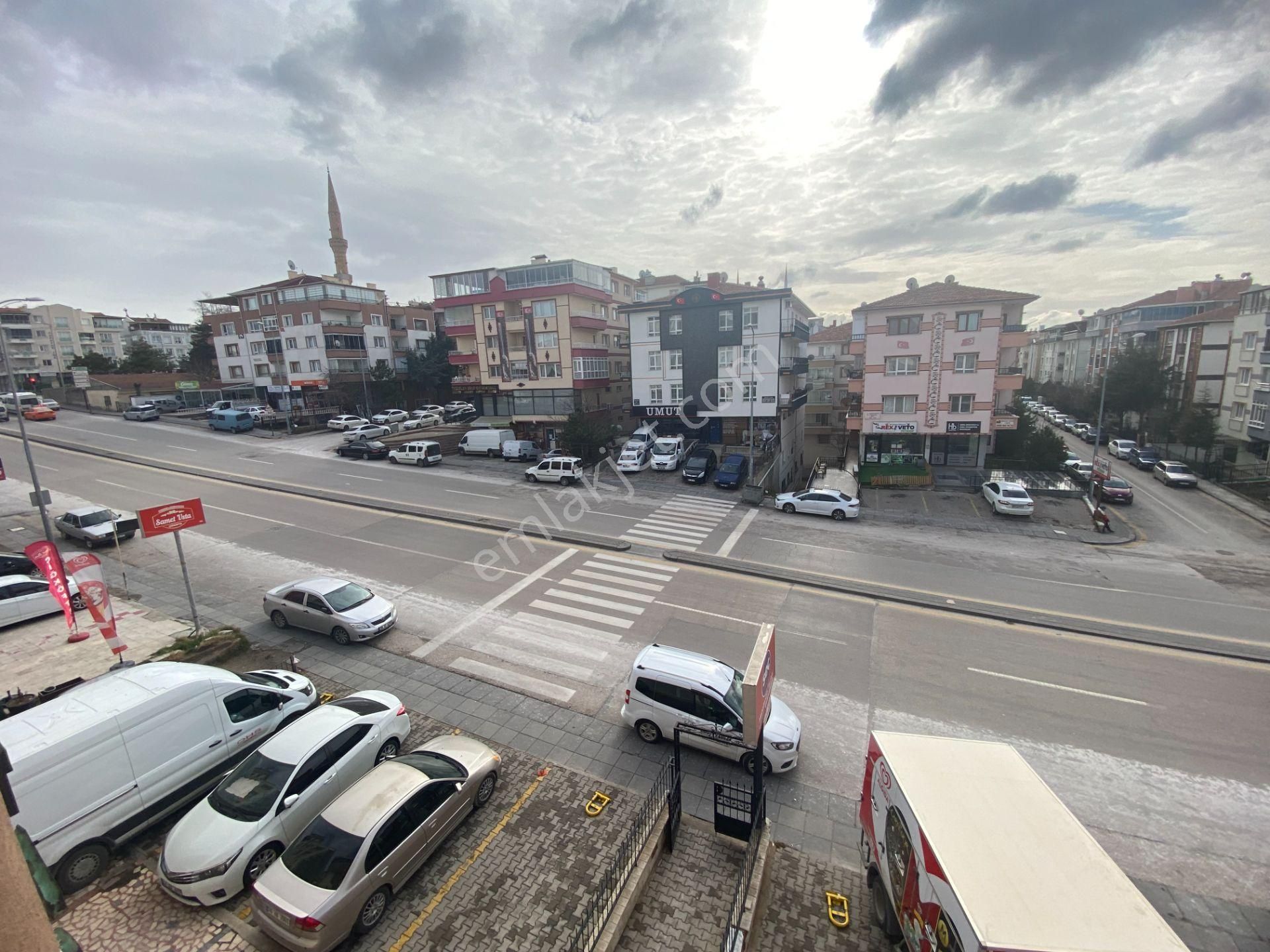 Etimesgut Elvan Mah Kiralık 3+1 Köşe Başı 130 M2 Arakat Daire - Görsel 32