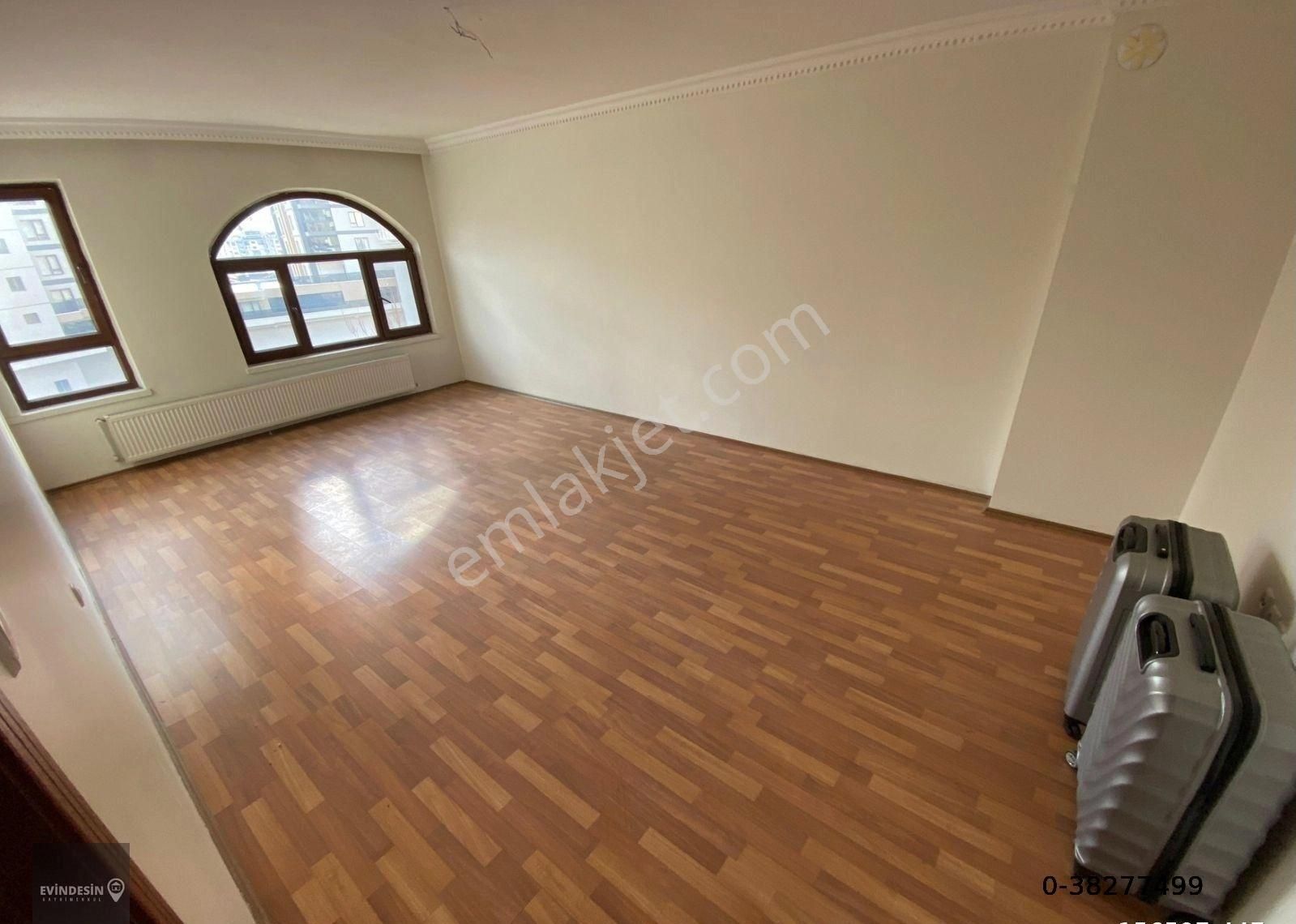 Çiçekli Mahallesinde 5+1 Yapılı Komple Güney Cephe Ön Cephe Satılık Dubleks