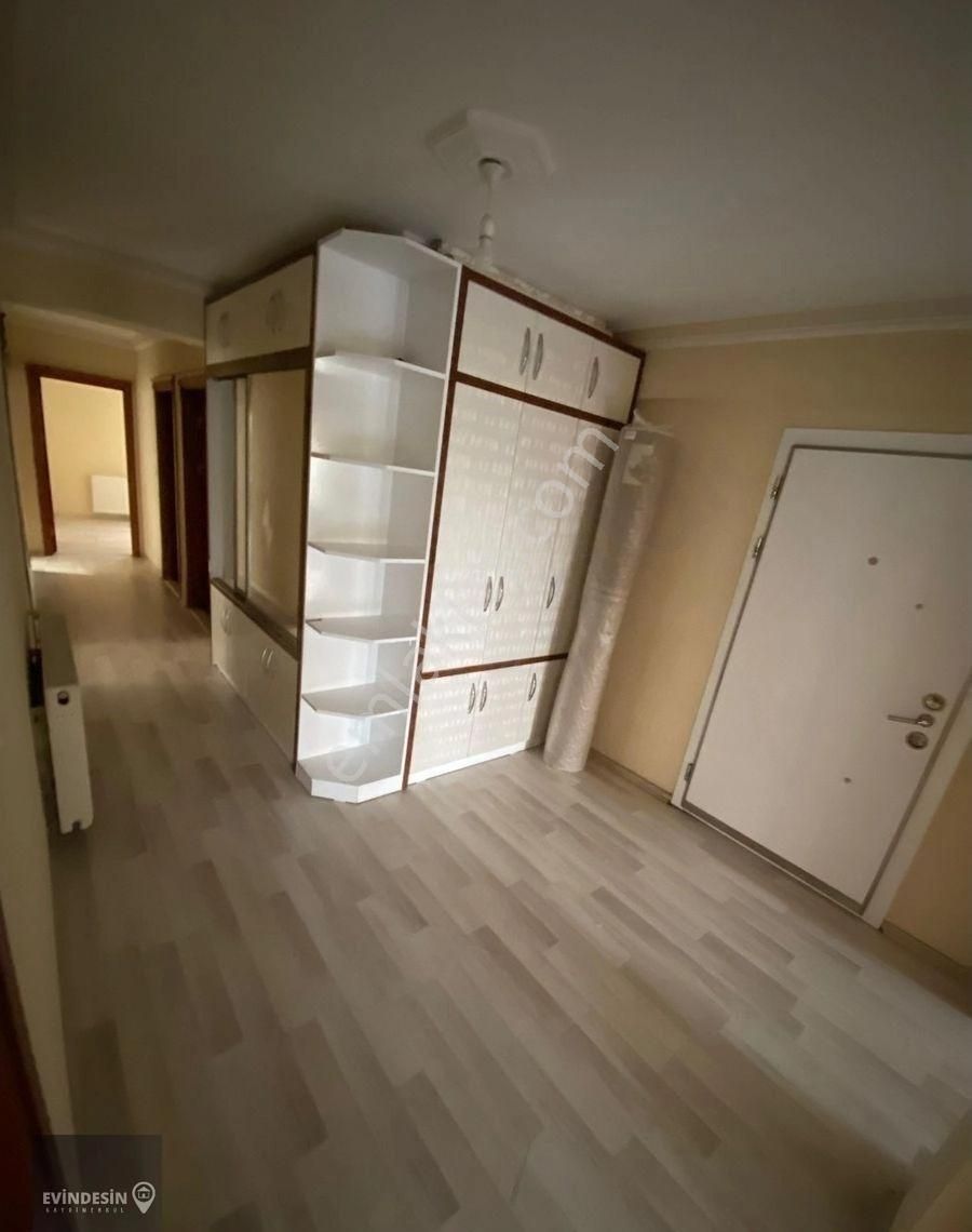 Bağlarbaşı Mahallesinde 1.kat Ön Cephe 4+1 Asansörlü Full+full Satılık - Görsel 21