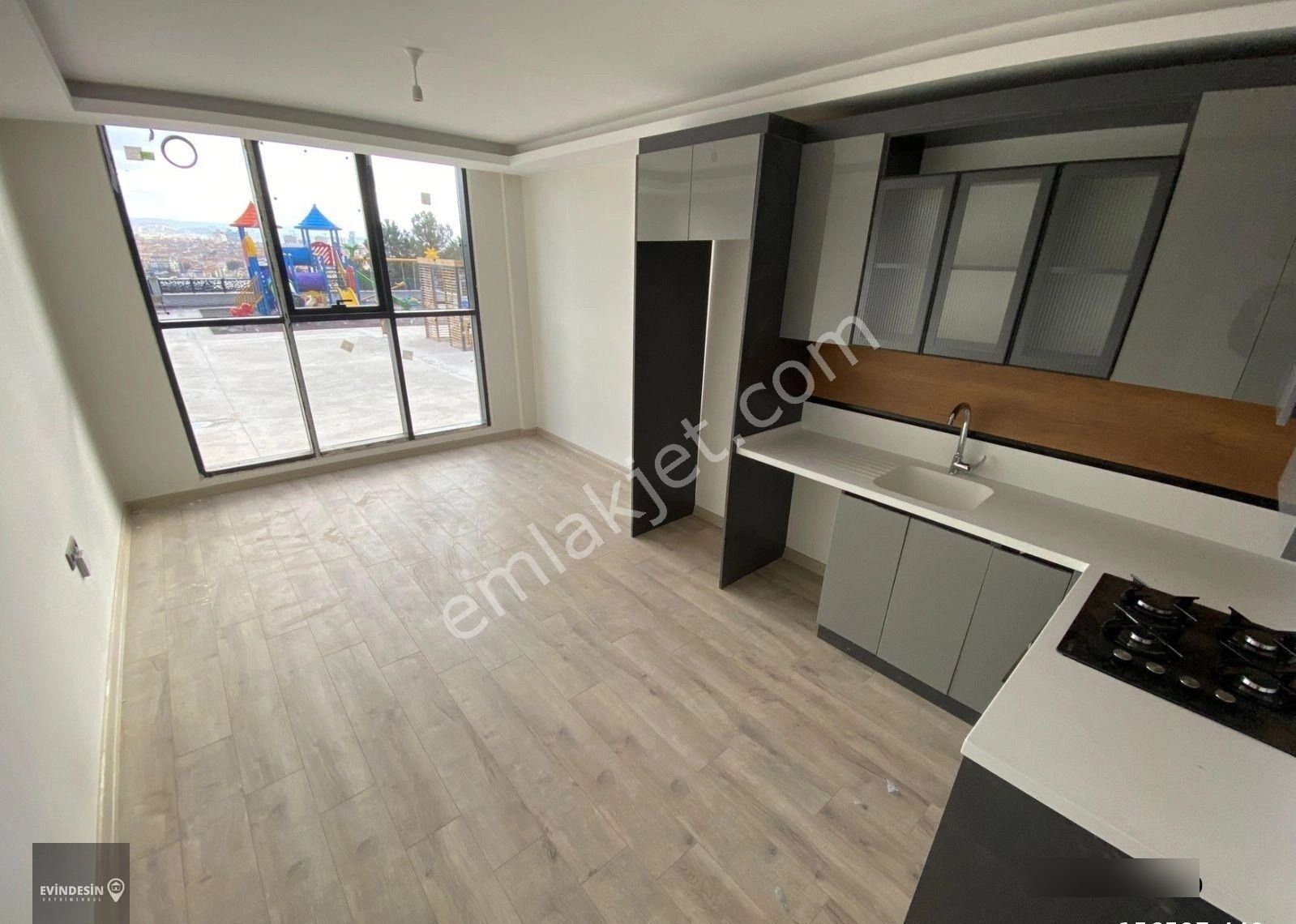 Şefkat Mahallesinde Sıfır Sitede Kapalı Otopaklı Satılık - Görsel 7