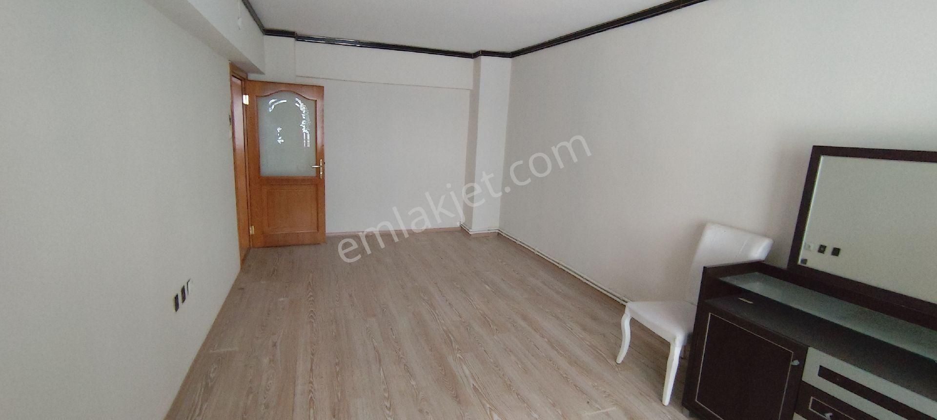 Çark Caddesi Yuvam Sokakta İçi Yapılı Geniş Lüks Kiralık 3+1 Daire - Görsel 21