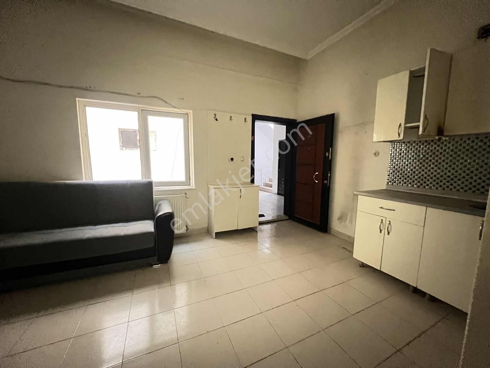 Konumdan Tramvaya Sıfır İskanlı 1+1 Fırsat Satılık Daire - Görsel 5