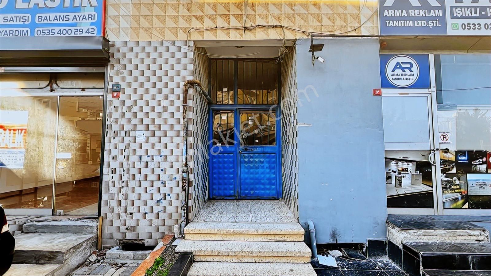 Ümraniye Ihlamurkuyu Mahallesi Satılık 2+1 Ara Kat Daire - Görsel 13