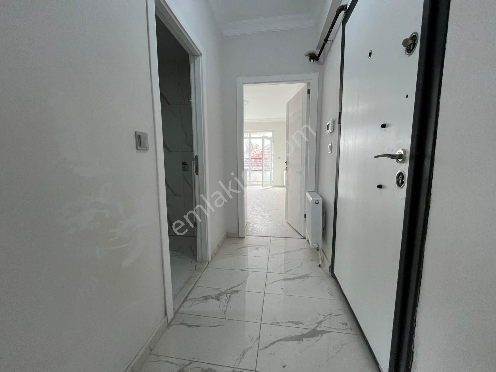 Anadolu Üniversitesi Giriş Kapısında Harika Konumda Yatırım Fırsatı 1+1 - Görsel 7