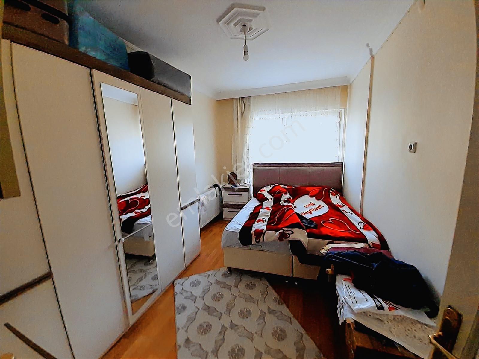 Esnaf Kefalet Evlerinde Çift Cepheli Ara Kat Site İçinde 3+1 - Görsel 15