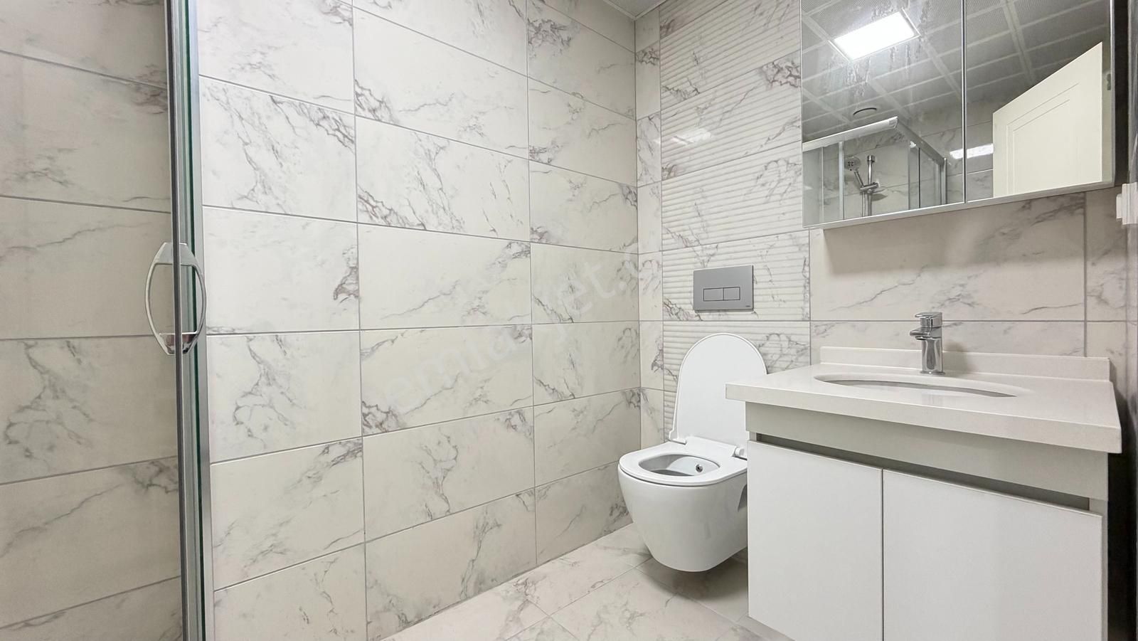 Talatpaşa Mari Vadi Evlerinde 2+1 Kiralık Daire Metrobüse 6dk - Görsel 28