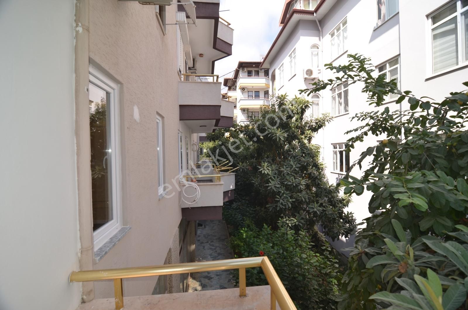 Alanya Güller Pınarı Mahallesi Satılık 3+1 Ayrı Mutfak Daire - Görsel 18