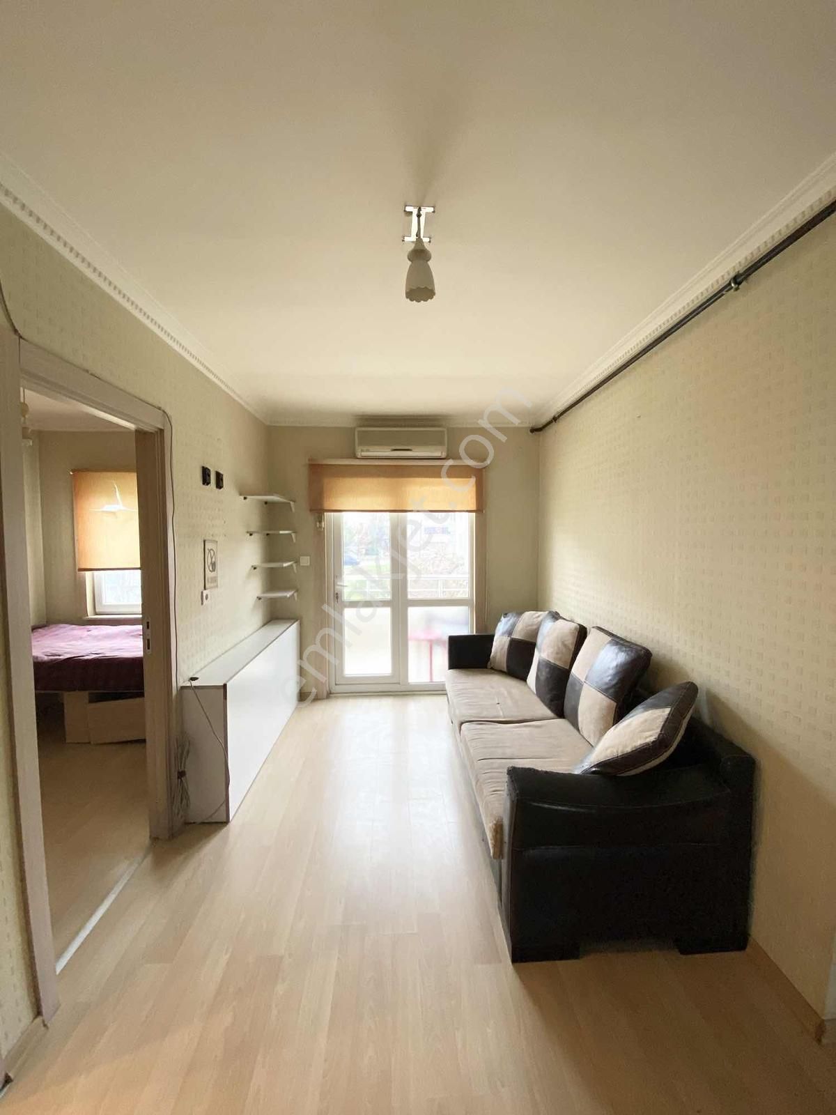 Şekerler Emlak'tan Hilton 3'te Kiralık Eşyalı Ara Kat Daire - Görsel 3