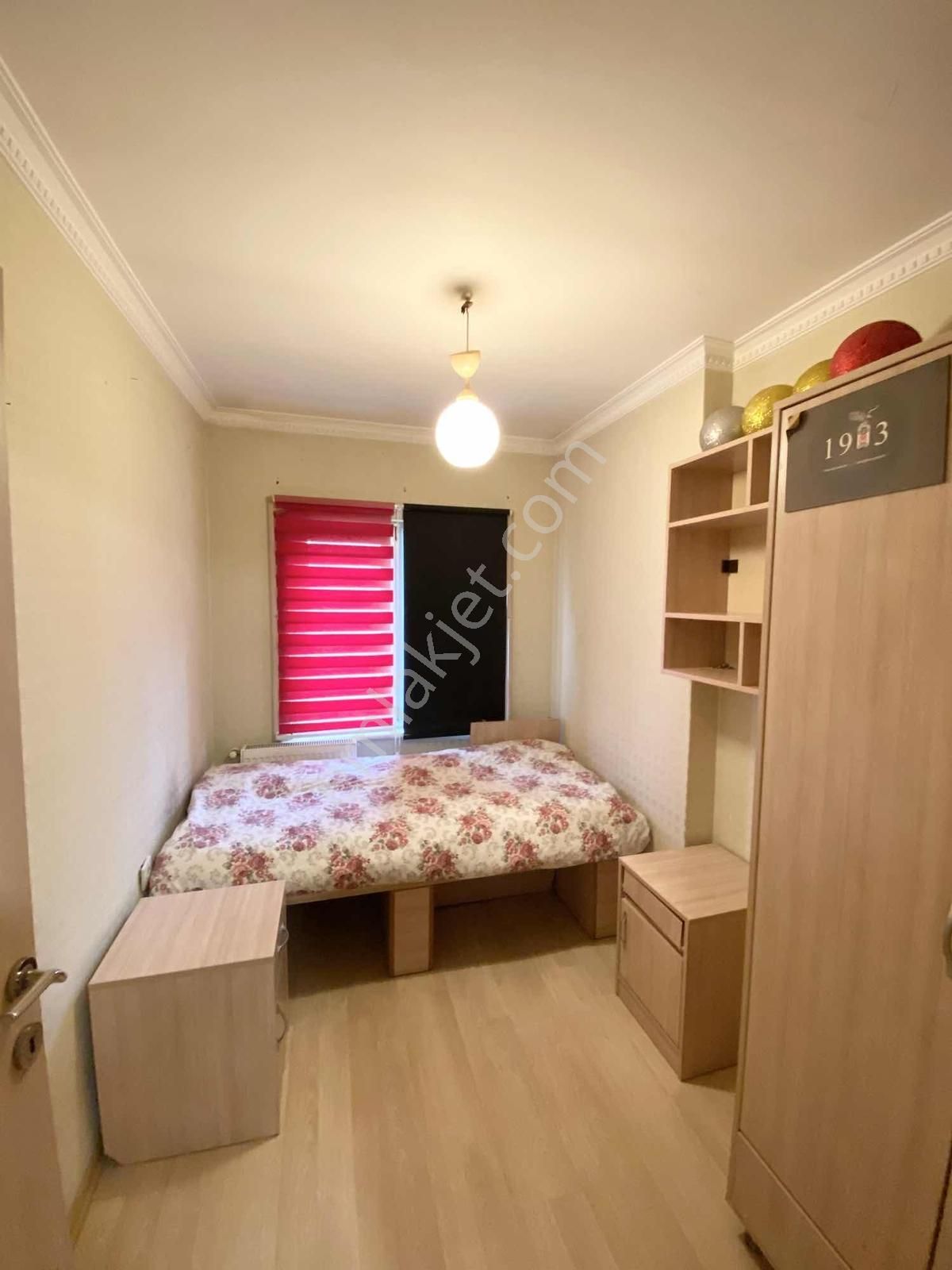 Şekerler Emlak'tan Hilton 3'te Kiralık Eşyalı Ara Kat Daire - Görsel 6