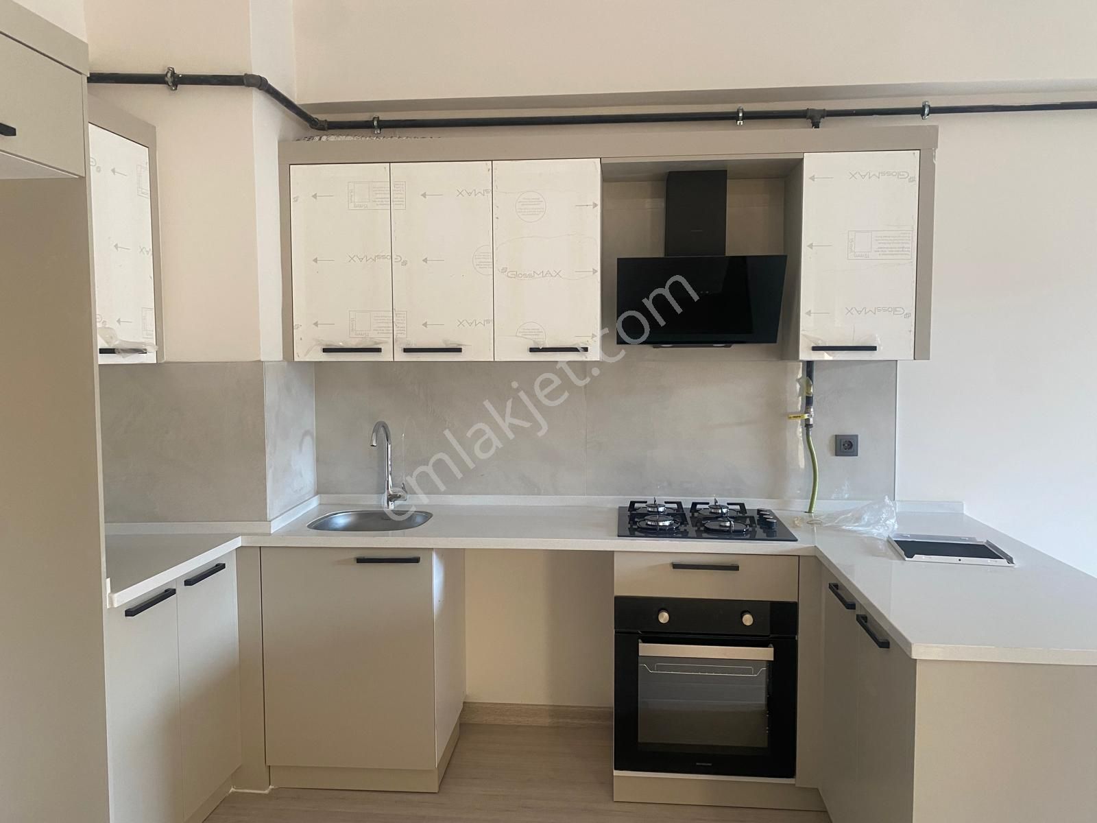 İzmir Menemen Seyrek'te D.gazlı Kiralık 1+1 Daire