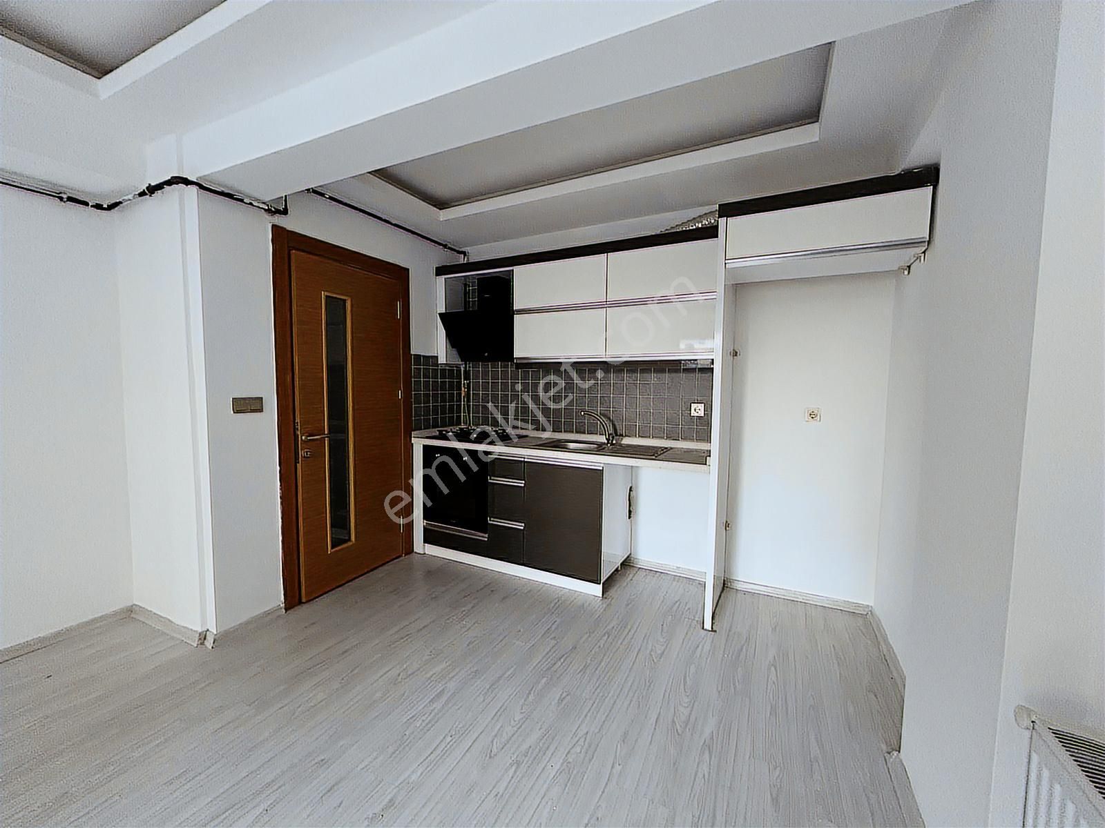 Karşıyaka Dedebaşı'nda Satılık 2+1 Yüksek Giriş Daire - Görsel 17