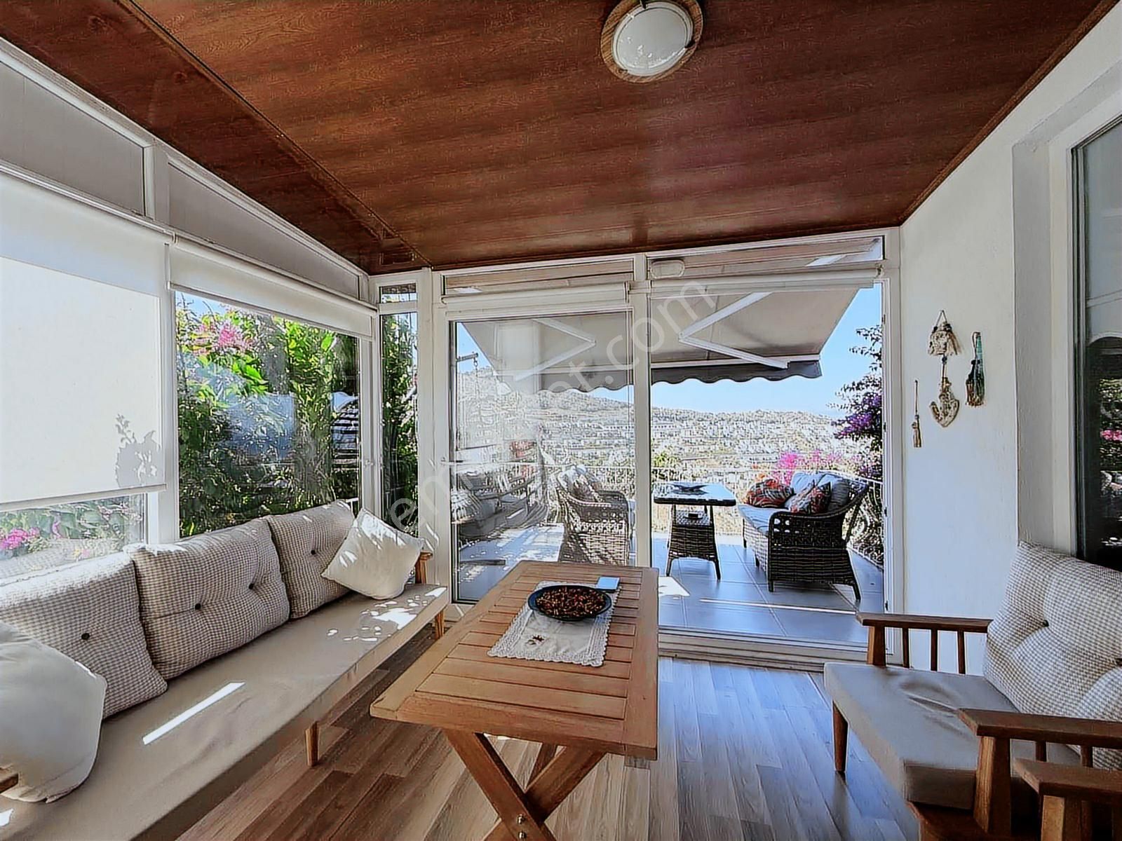 Bodrum Günbatımı Sitesinde Deniz Manzaralı, 3+1 Müstakil Ev - Görsel 7