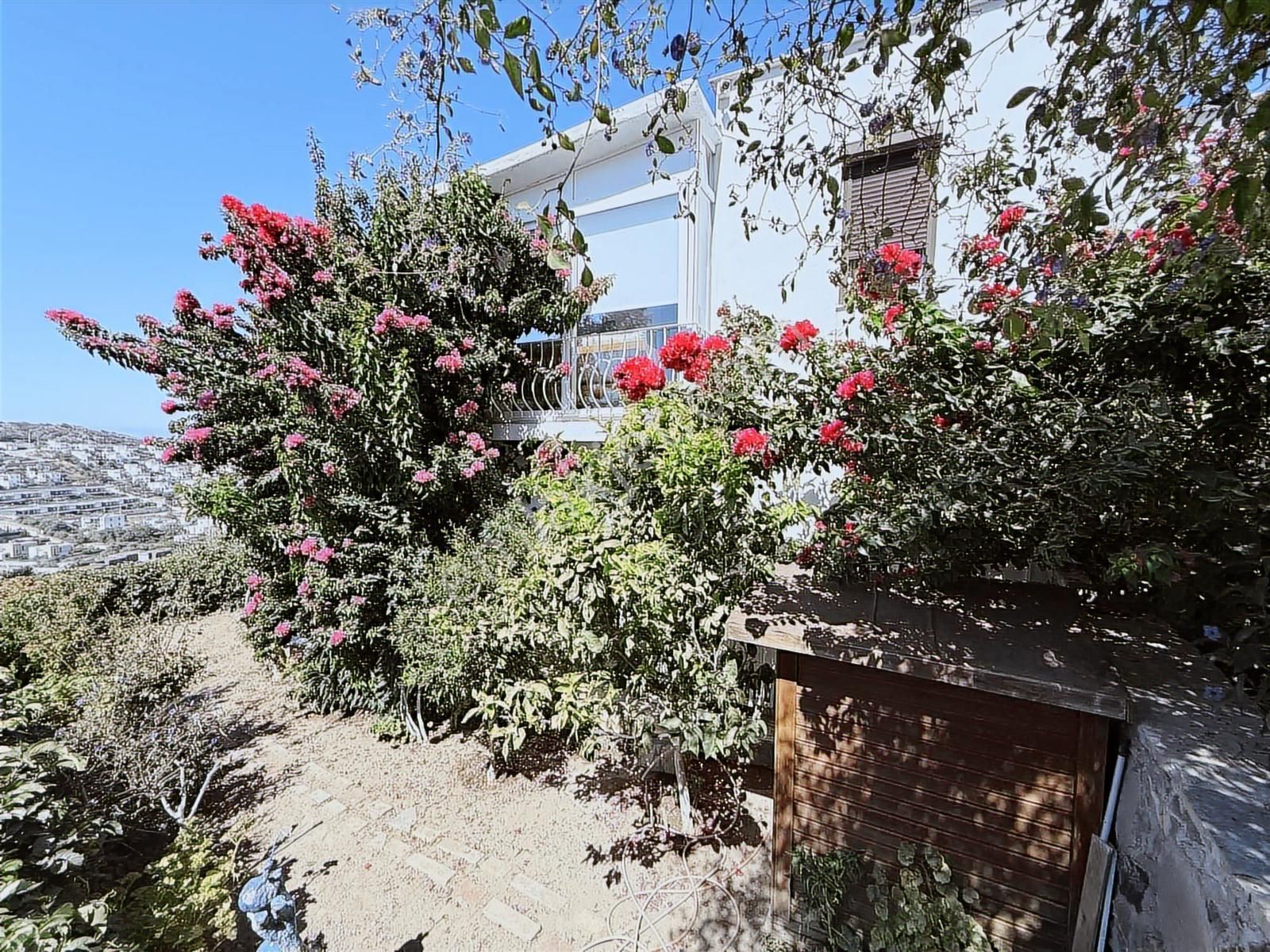 Bodrum Günbatımı Sitesinde Deniz Manzaralı, 3+1 Müstakil Ev - Görsel 15