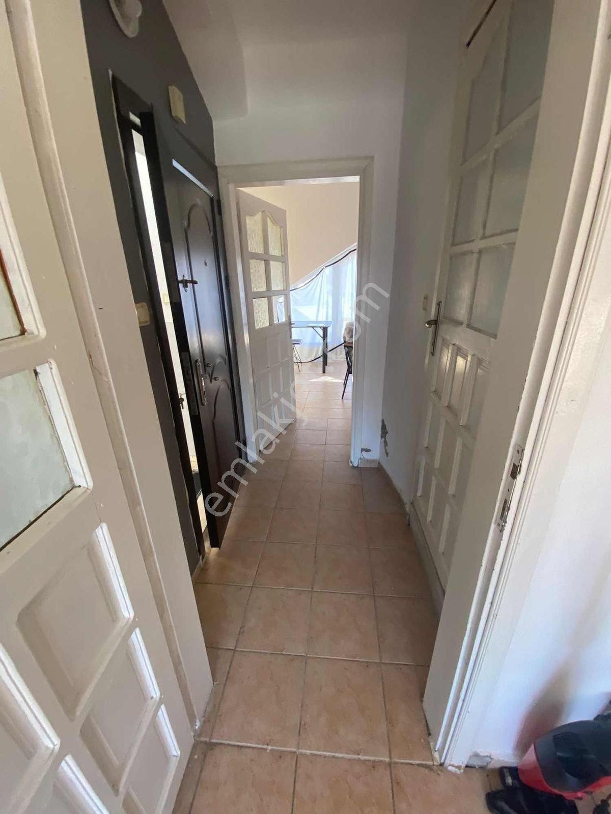 Side Mahallesinde 1+1 Eşyalı Kiralık Daire - Görsel 2