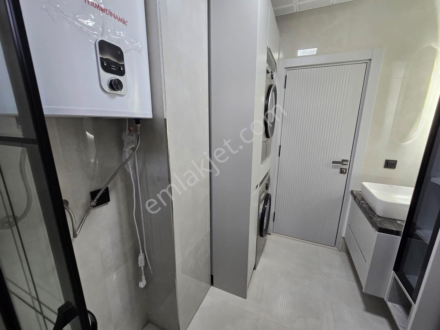 Efeler’de Tam Müstakil , Köşe Konum Havuzlu , Full Eşyalı Ekstra Lüks Villa - Görsel 25