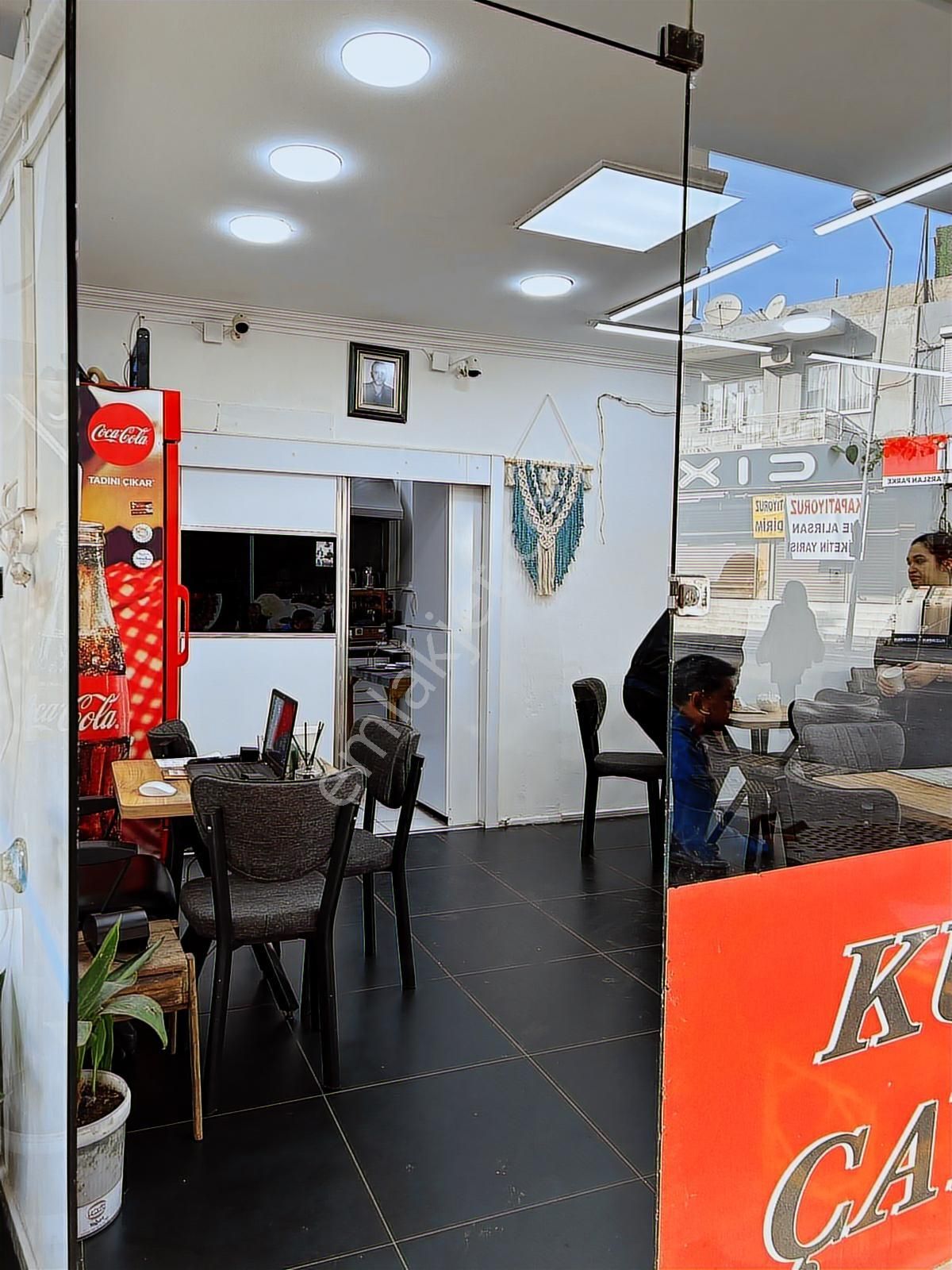 Bornova Altındağda Merkezi Lokasyonda Devren Kiralık Çay Ocağı - Görsel 3