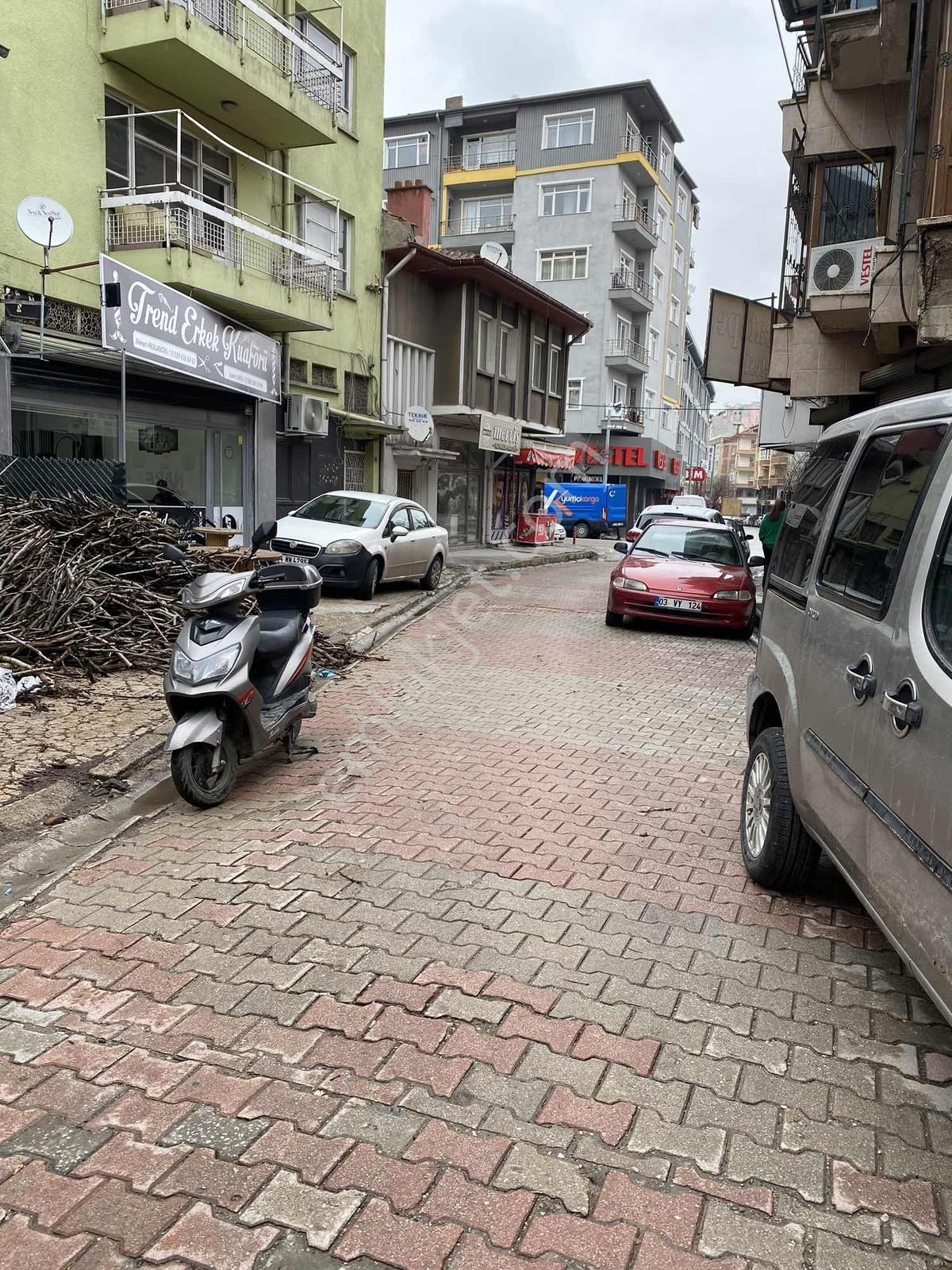 Şehrin Tam Merkezinde Müstakil Ev - Görsel 3