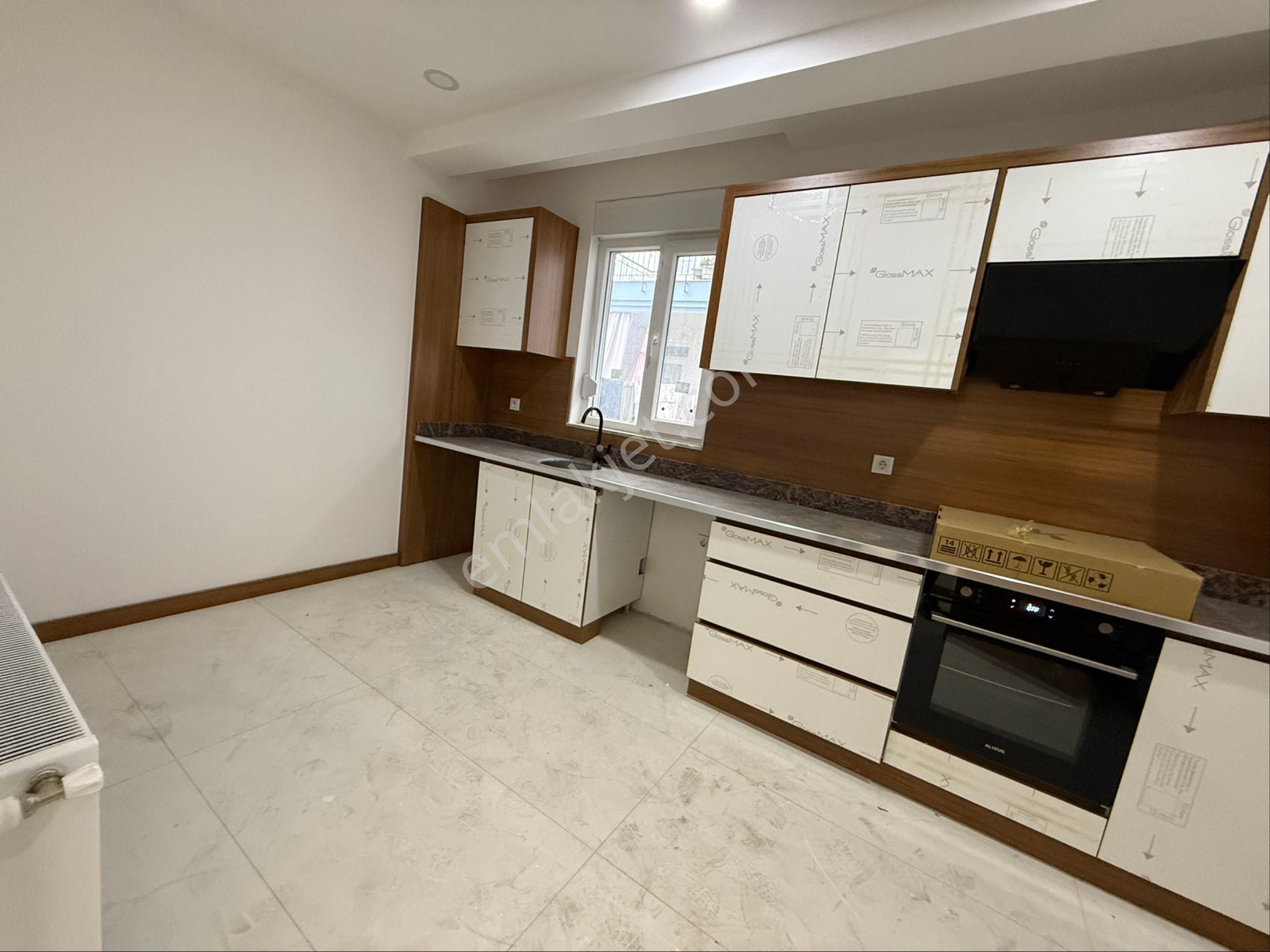 Kepez Kuzayyaka Mahallesinde Kiralık 2+1 2. Kat Sıfır Daire