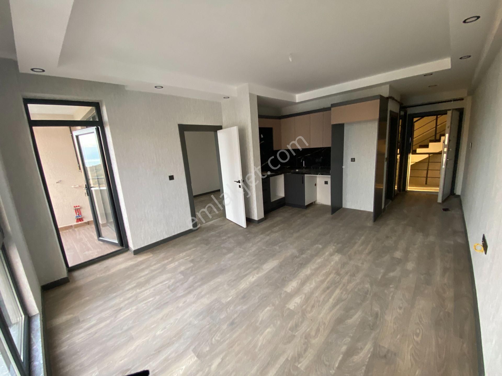 Truva//bt'den Körfez Okullar Bölgesinde Satılık 1+1 Daire - Görsel 2