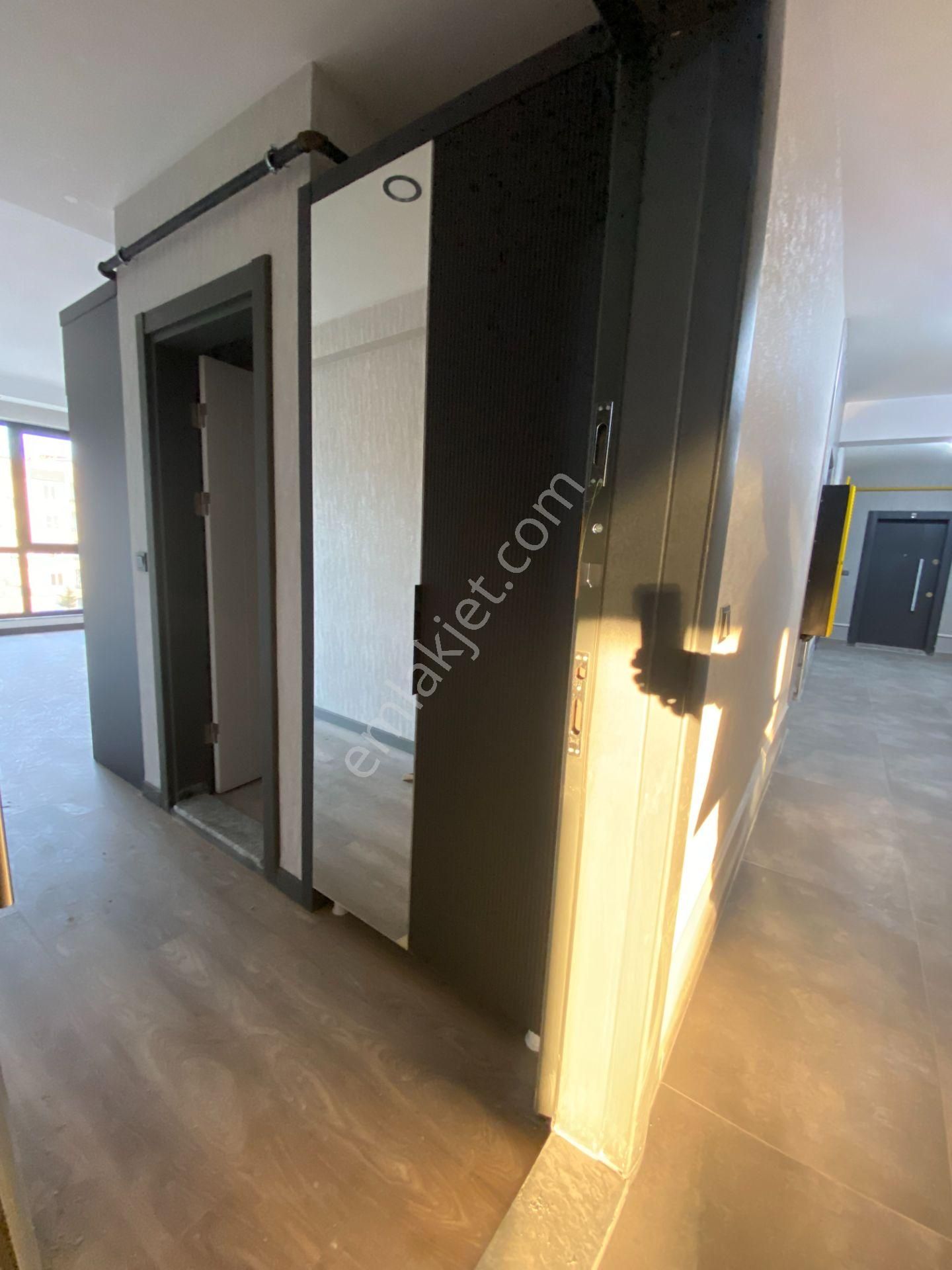 Truva//bt'den Körfez Okullar Bölgesinde Satılık 1+1 Daire - Görsel 3