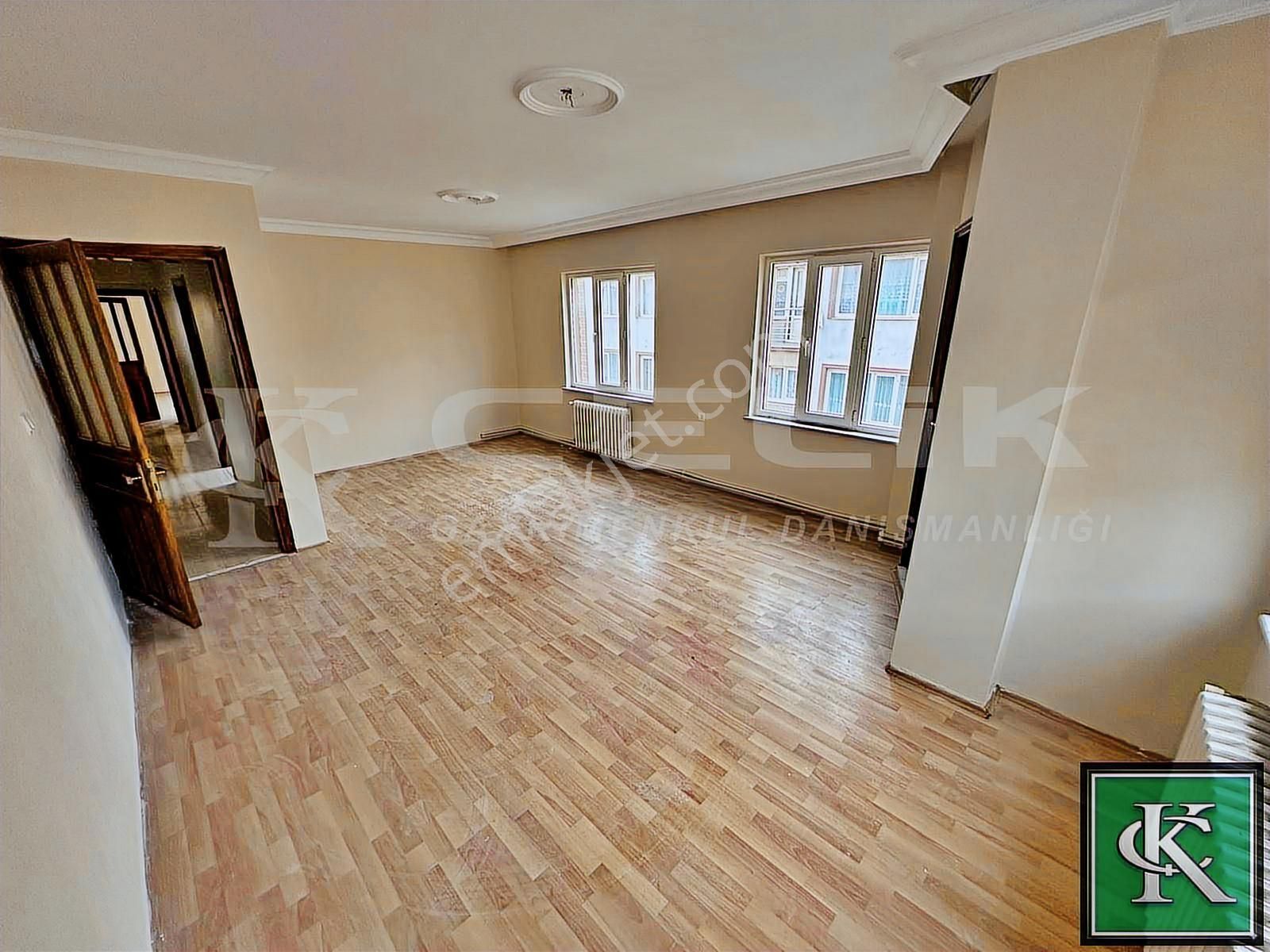 Çelik Emlaktan Kurtuluş Caddesin De 4+1 Arakat Kiralık Daire!! - Görsel 8