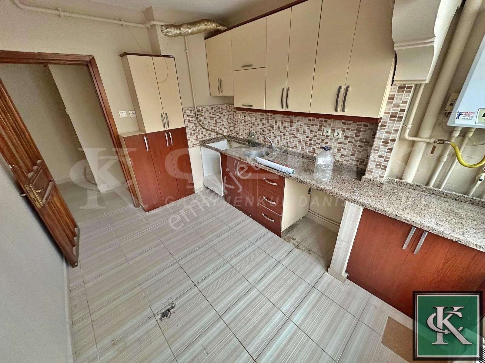 Çelik Emlaktan Kurtuluş Caddesin De 4+1 Arakat Kiralık Daire!! - Görsel 17