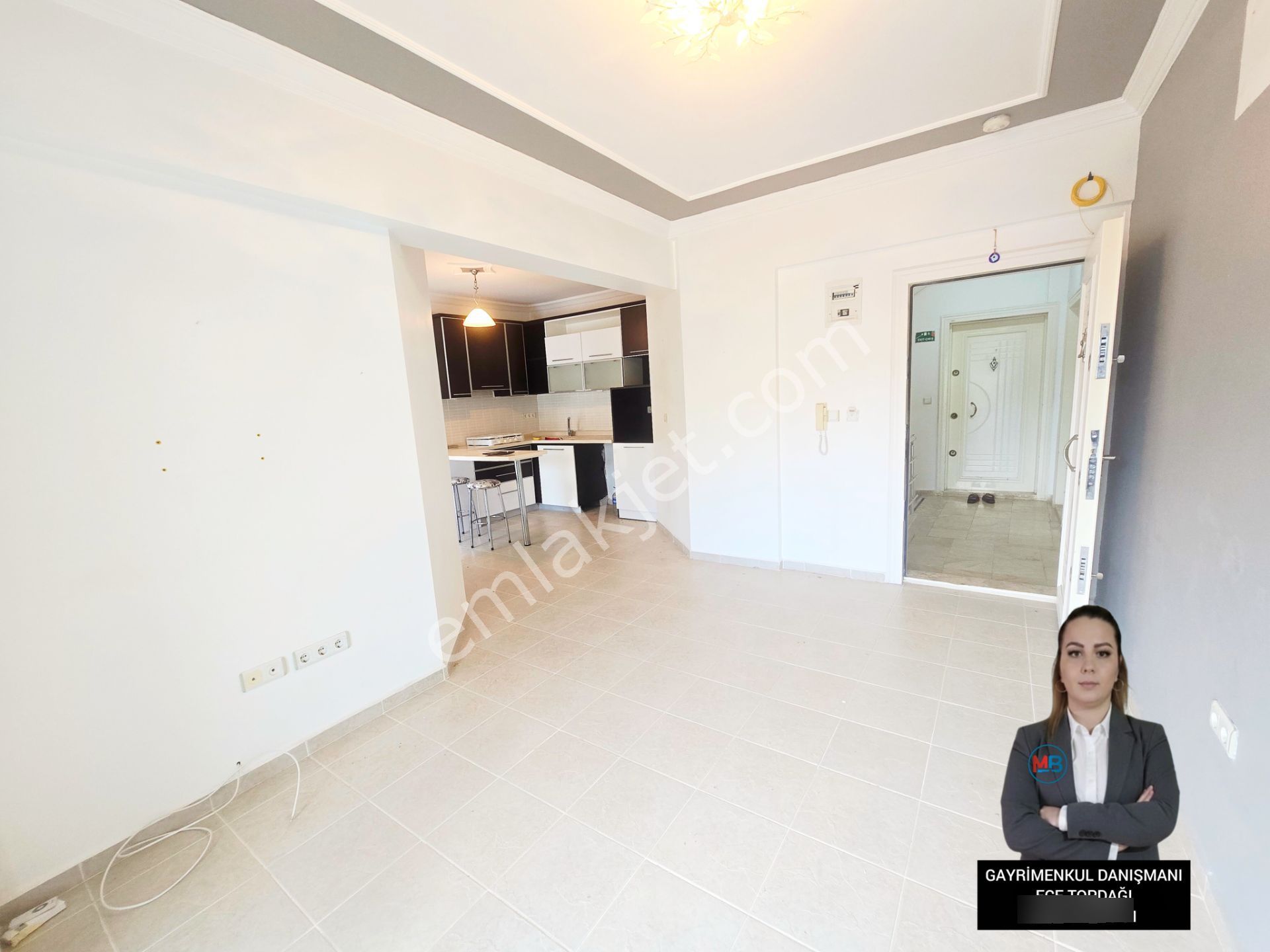 Didimde Satılık 2+1 Site İçerisinde Havuzlu Güvenlikli Orta Kat Daire ! - Görsel 5