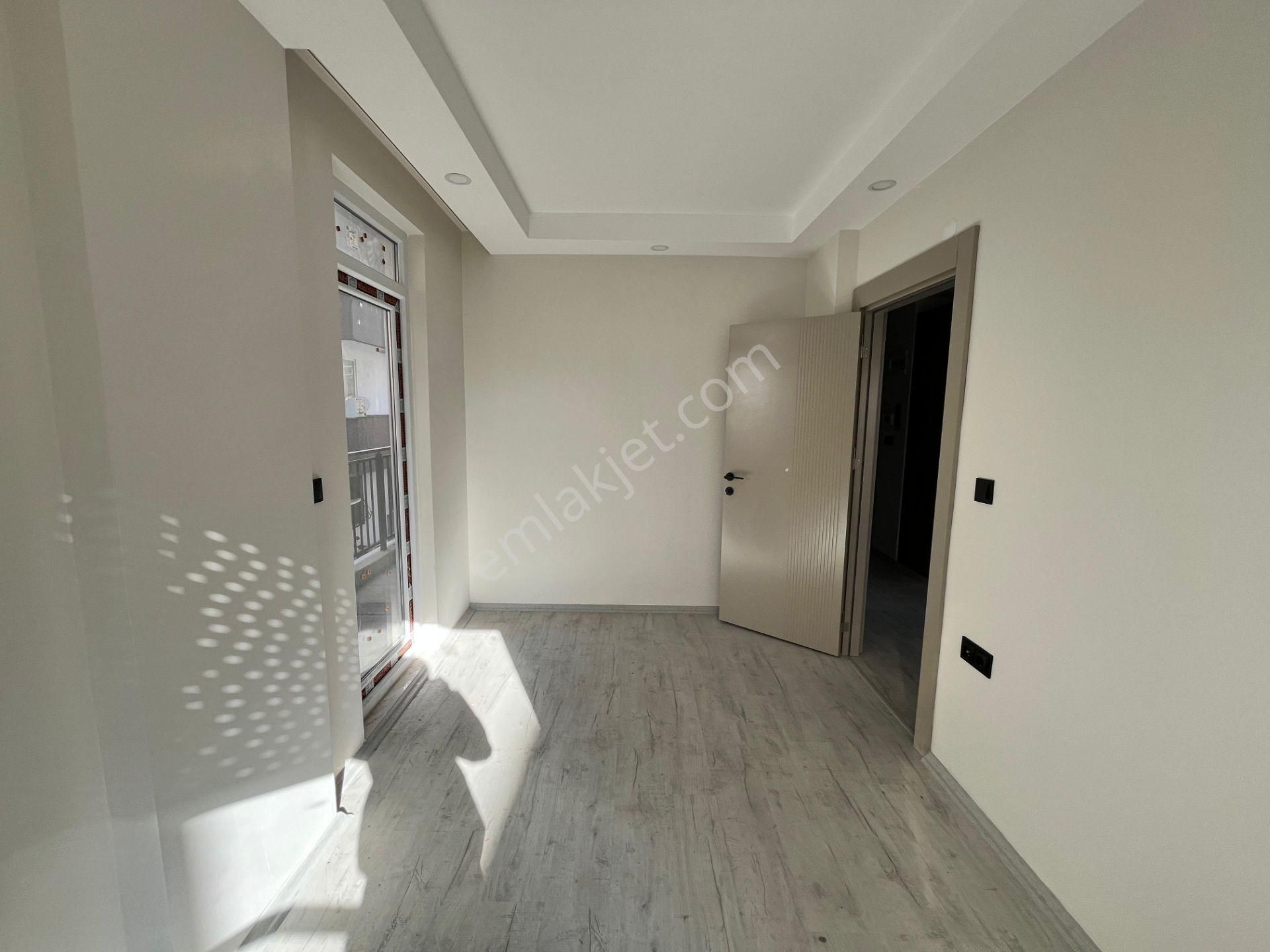 Kuzeyyaka 'da Ferah Kullanışlı Katta Sıfır 2+1 - Görsel 10