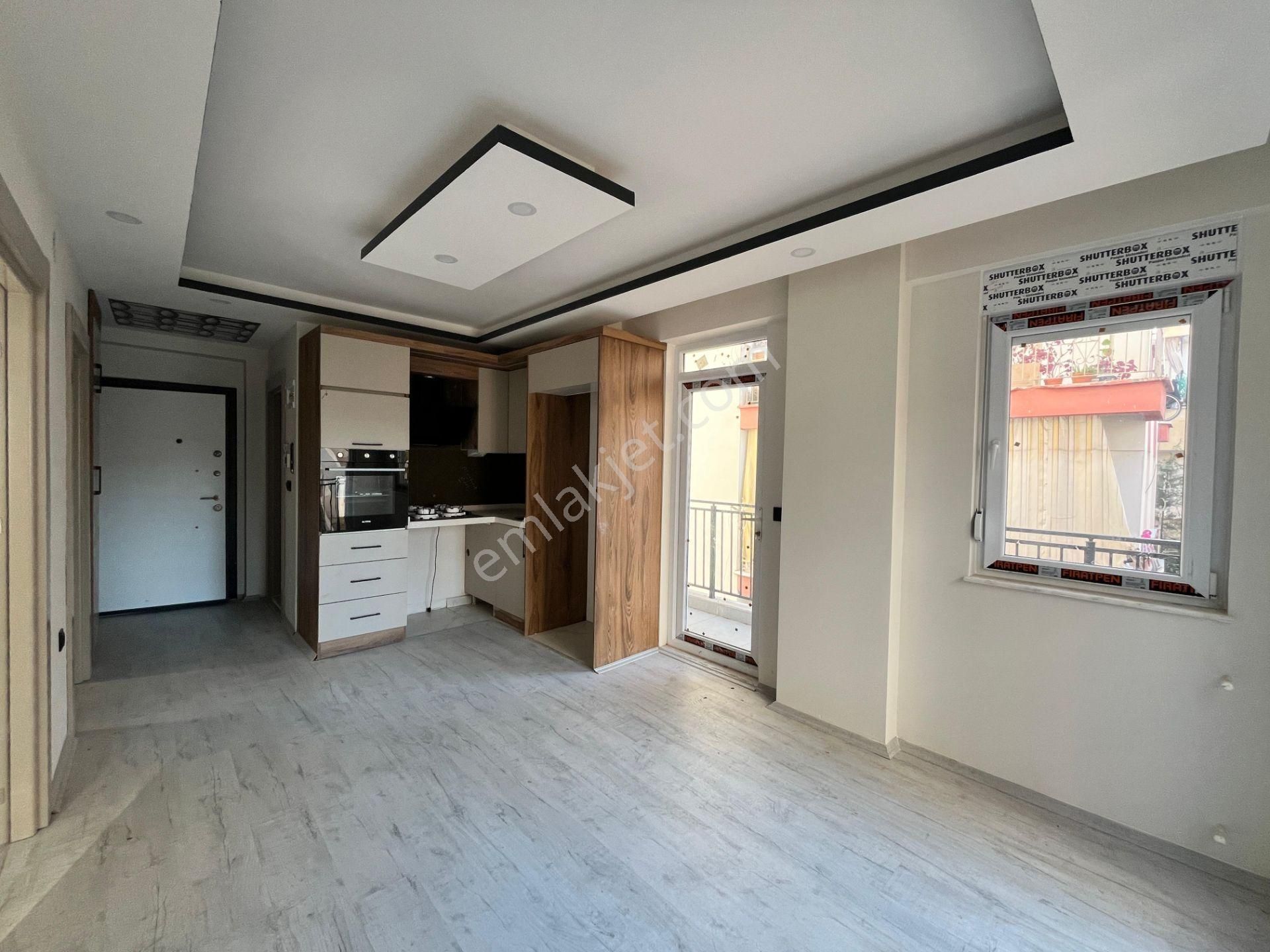 Kuzeyyaka 'da Ferah Kullanışlı Katta Sıfır 2+1 - Görsel 3