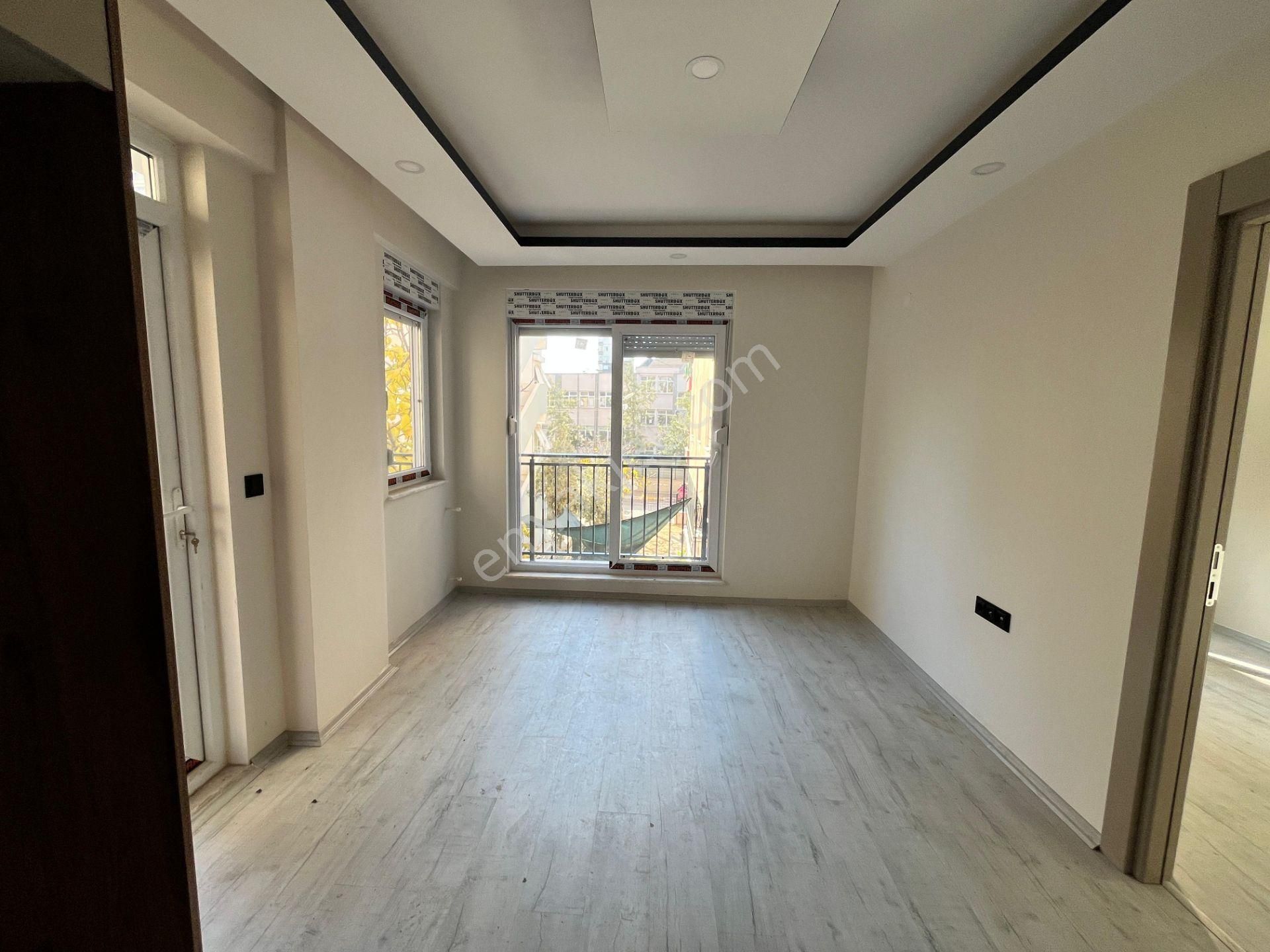 Kuzeyyaka 'da Ferah Kullanışlı Katta Sıfır 2+1 - Görsel 6