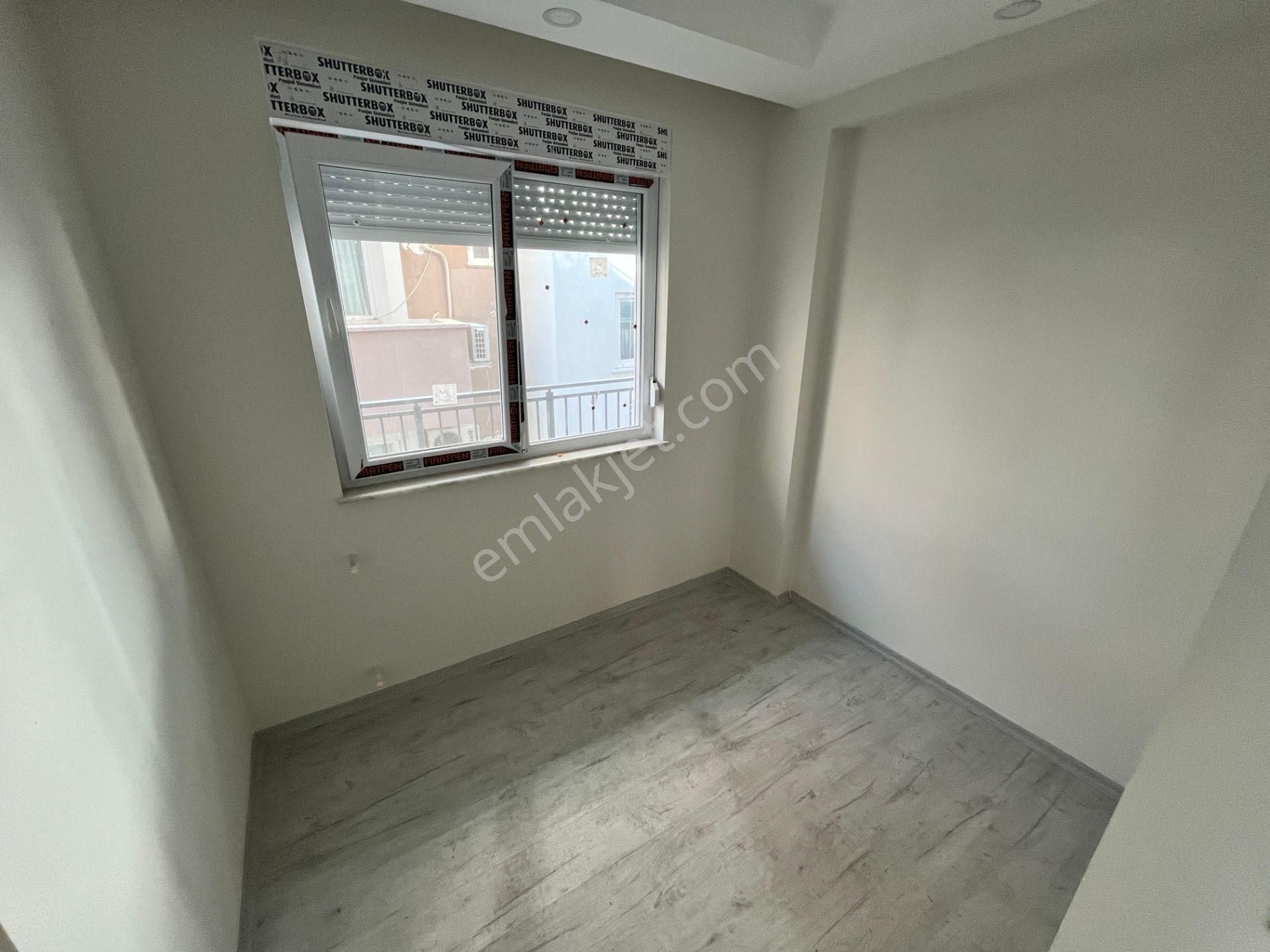 Kuzeyyaka 'da Ferah Kullanışlı Katta Sıfır 2+1 - Görsel 12