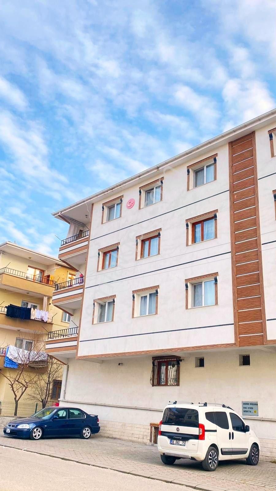 Sincan Tandoğan Mah'de 3+1 Ara Kat Ön Cephe Bağımsız Daire - Görsel 31