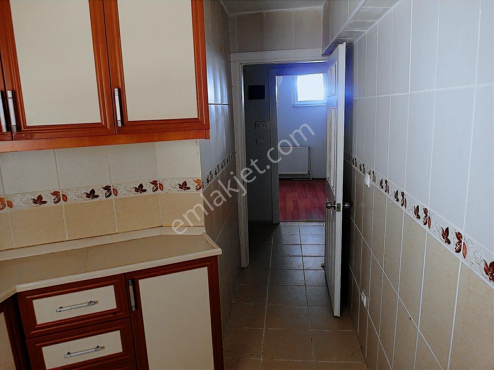 Kocamustafapaşa Yeni Bina Merkezi Konum Çiftcephe 2+1bahçe Katı - Görsel 10