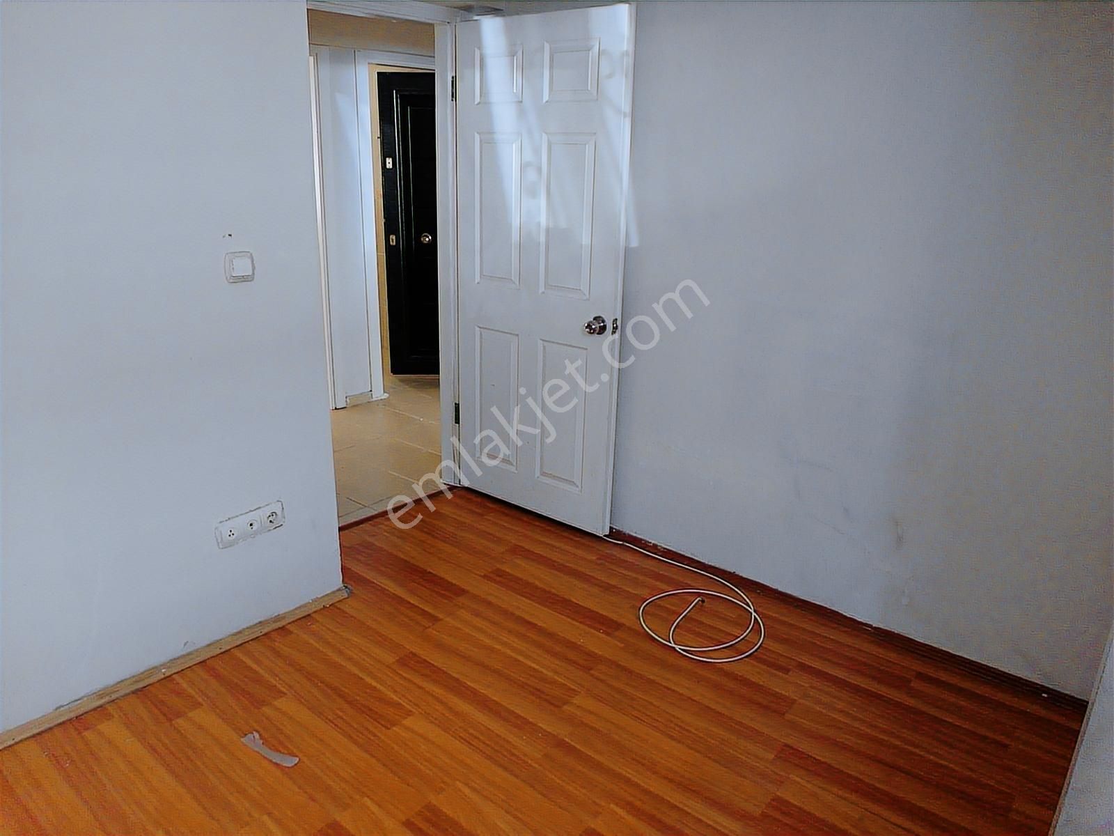 Kocamustafapaşa Yeni Bina Merkezi Konum Çiftcephe 2+1bahçe Katı - Görsel 6