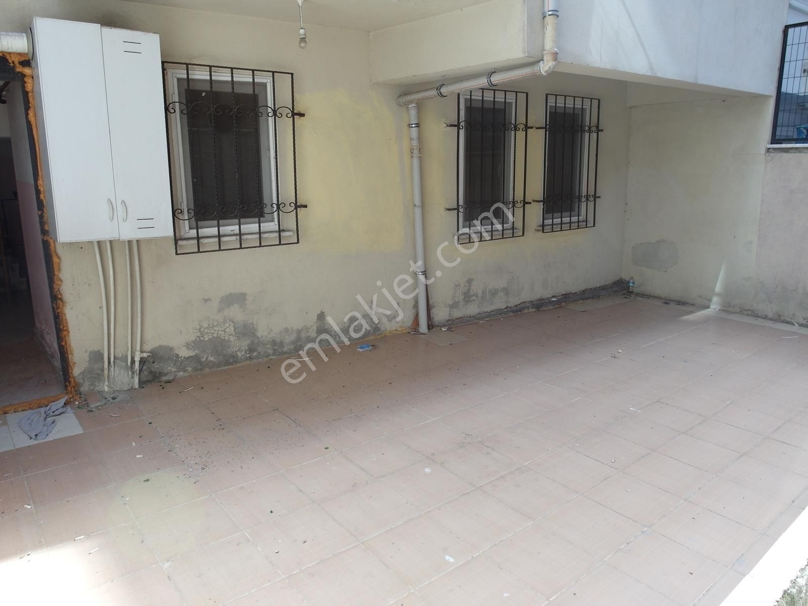 Kocamustafapaşa Yeni Bina Merkezi Konum Çiftcephe 2+1bahçe Katı - Görsel 3