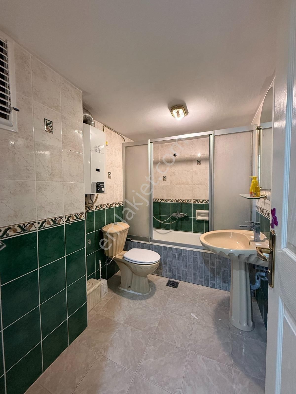 Gazipaşa'da 3+1 165 M2 Doğalgazlı*kapalı Mutfak Kiralık Daire - Görsel 14