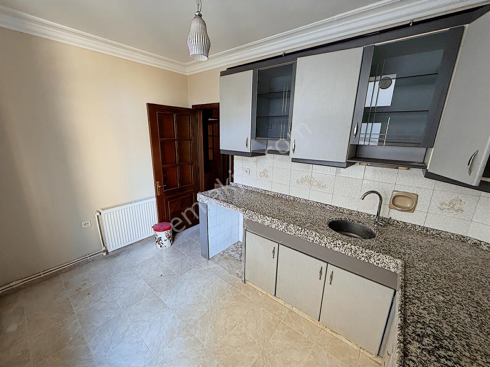 Gazipaşa'da 3+1 165 M2 Doğalgazlı*kapalı Mutfak Kiralık Daire - Görsel 7