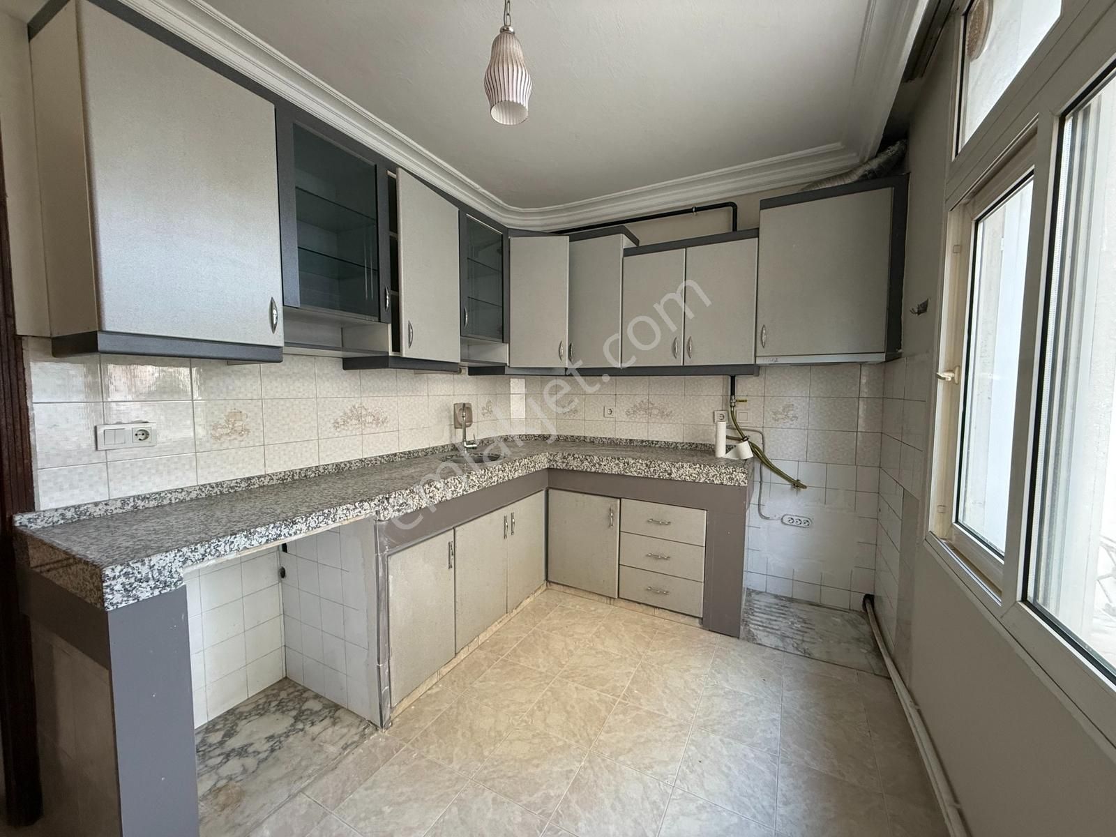 Gazipaşa'da 3+1 165 M2 Doğalgazlı*kapalı Mutfak Kiralık Daire - Görsel 8