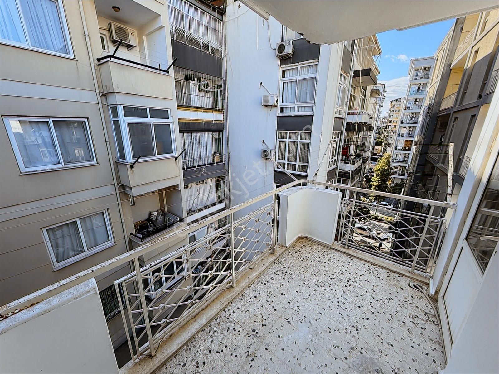 Gazipaşa'da 3+1 165 M2 Doğalgazlı*kapalı Mutfak Kiralık Daire - Görsel 18