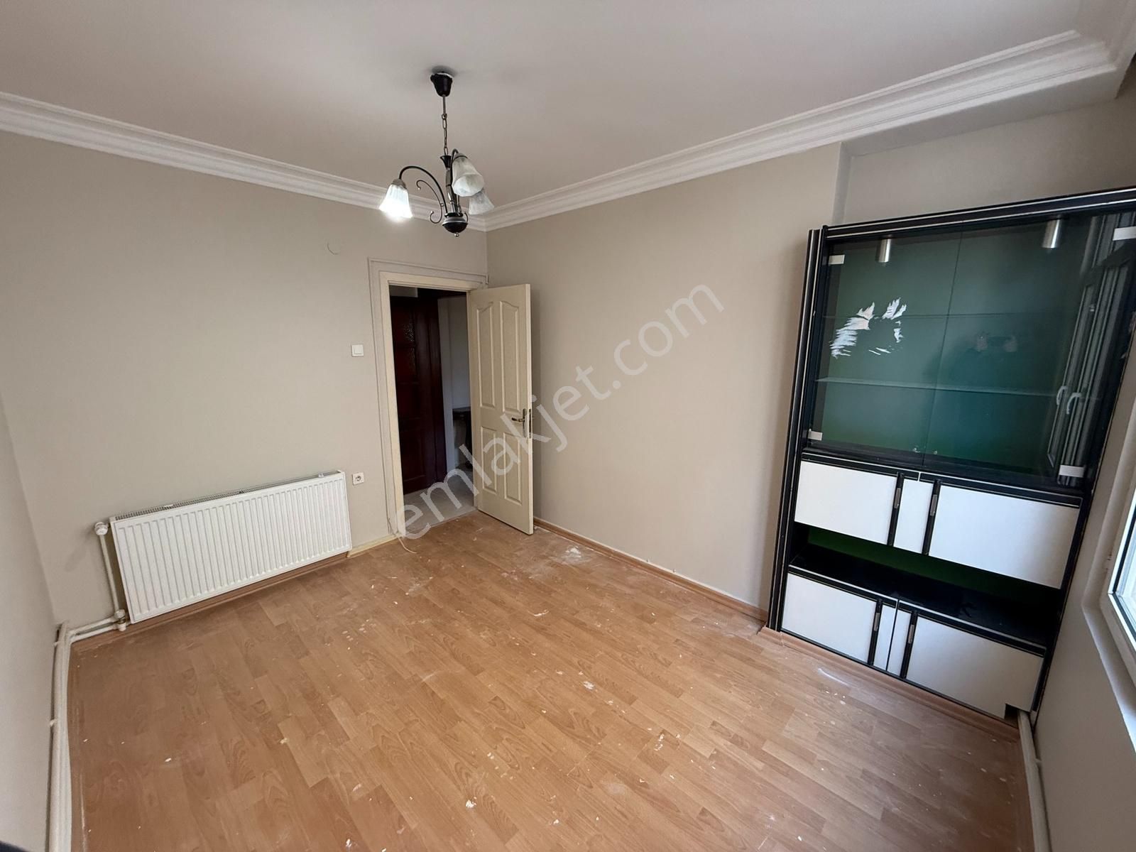 Gazipaşa'da 3+1 165 M2 Doğalgazlı*kapalı Mutfak Kiralık Daire - Görsel 12