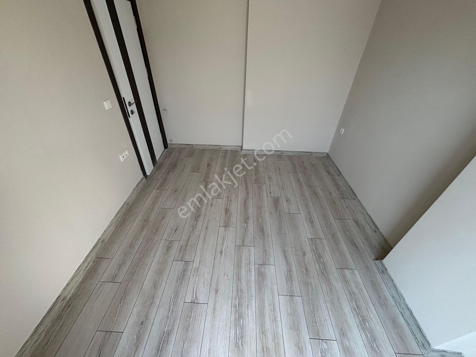 Yiğit'ten Küçükkuyu'da 2+1 Site İçerisinde Ayrı Mutfaklı Daire - Görsel 10