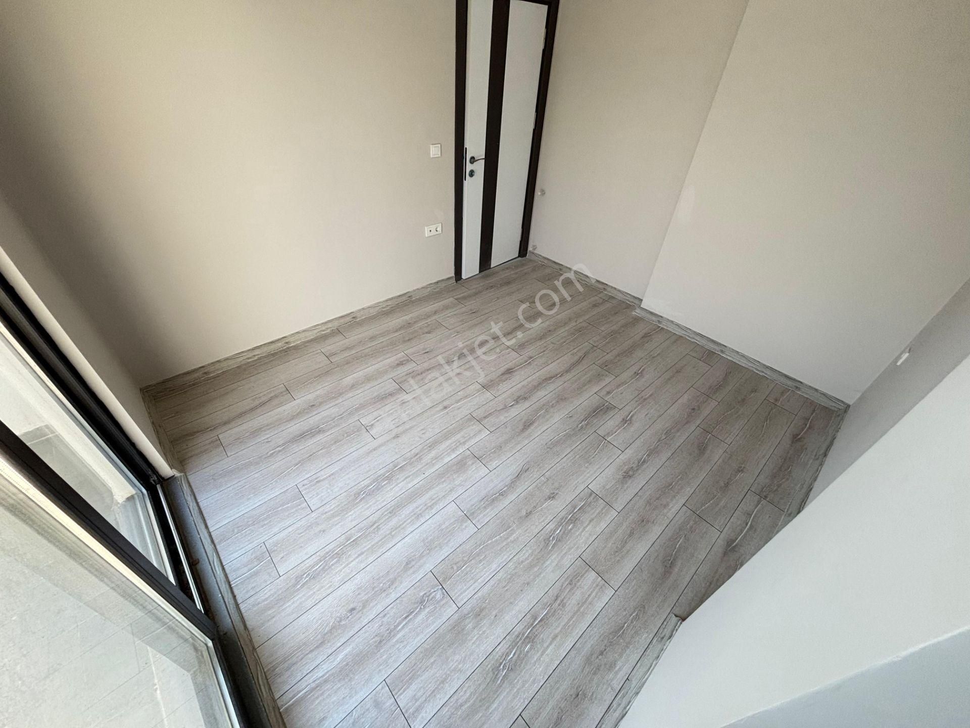 Yiğit'ten Küçükkuyu'da 2+1 Site İçerisinde Ayrı Mutfaklı Daire - Görsel 9