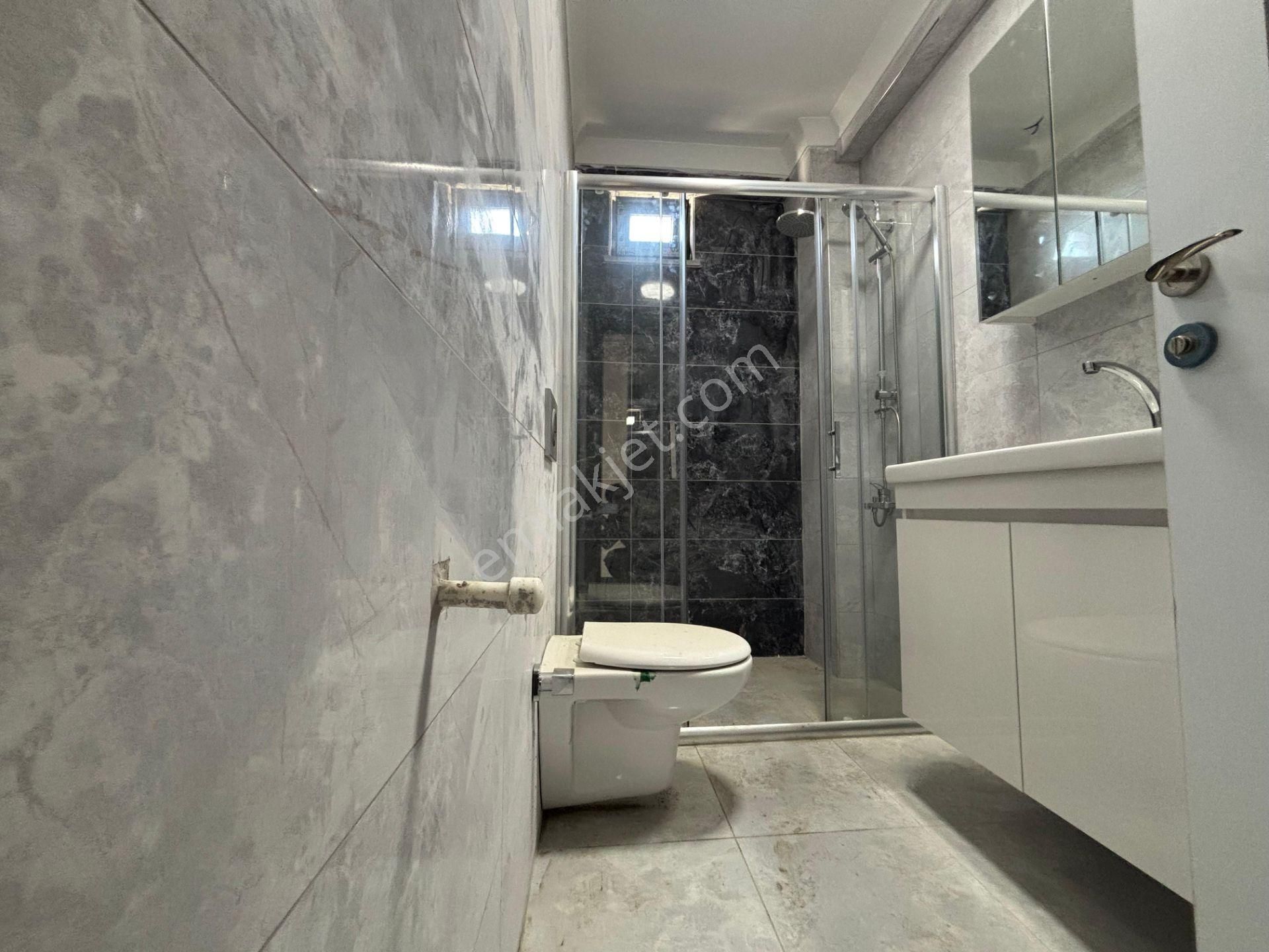 Yiğit'ten Küçükkuyu'da 2+1 Site İçerisinde Ayrı Mutfaklı Daire - Görsel 17