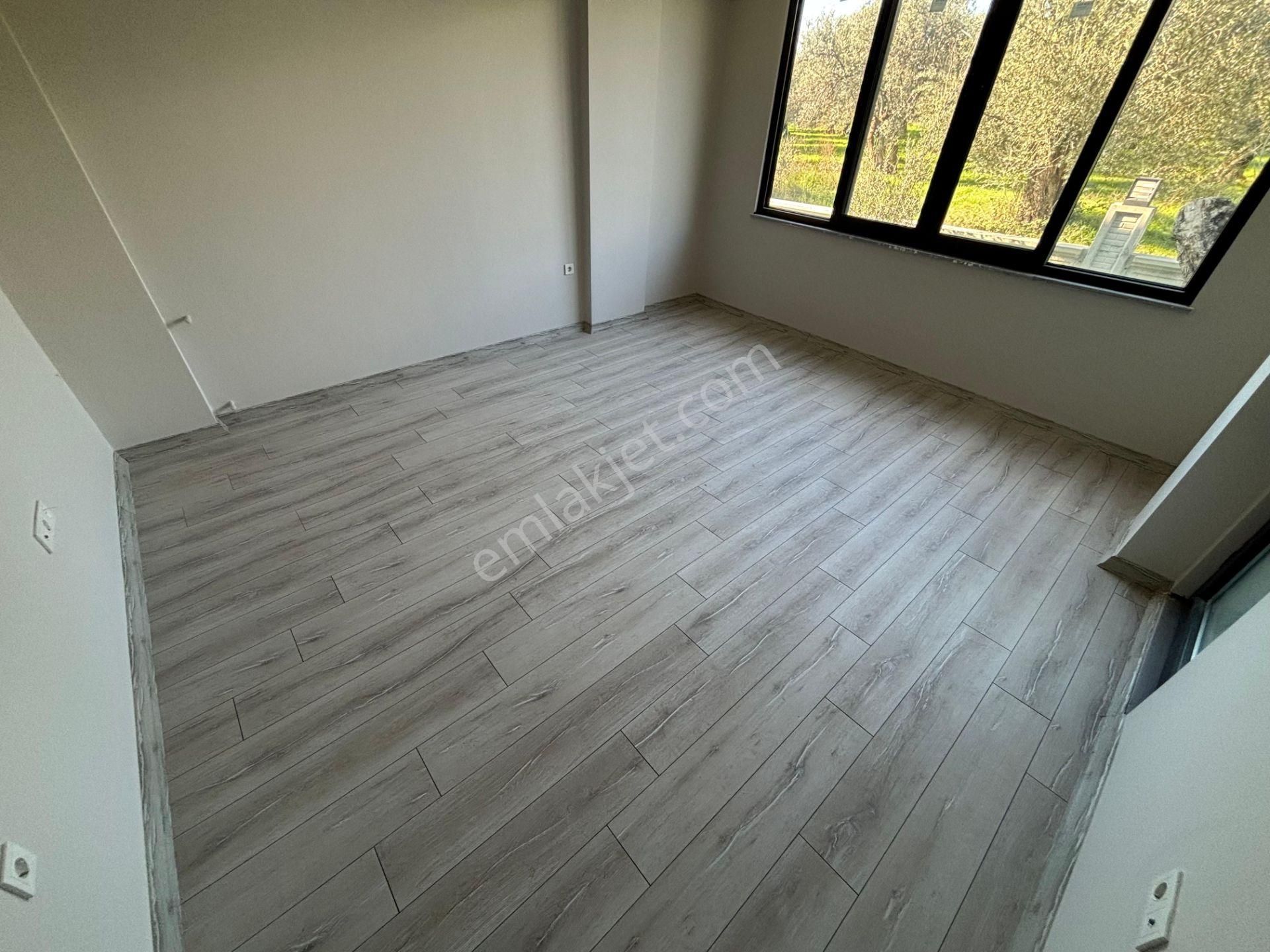 Yiğit'ten Küçükkuyu'da 2+1 Site İçerisinde Ayrı Mutfaklı Daire - Görsel 24